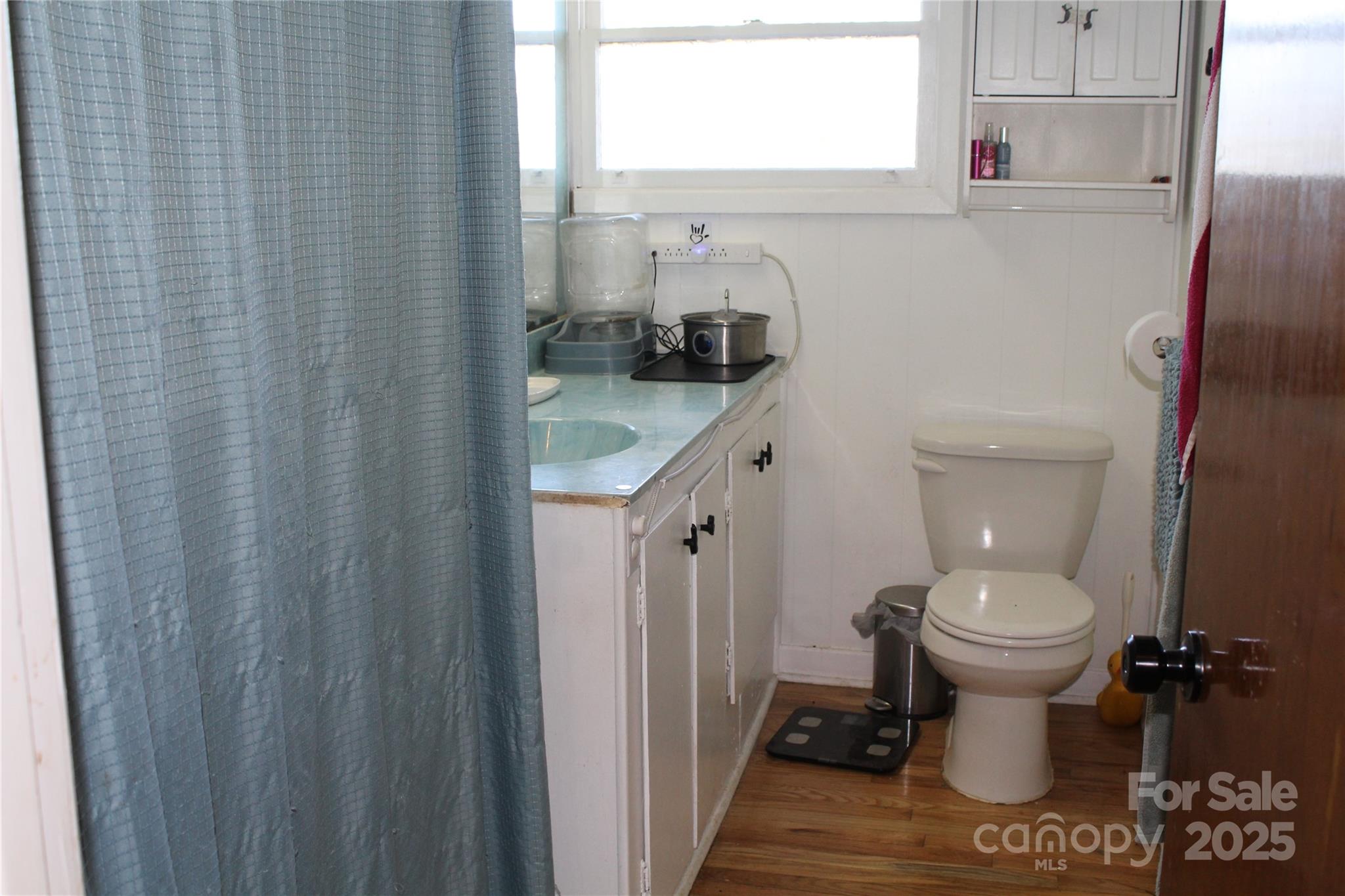 107 N Matthews Street Property Photo 18