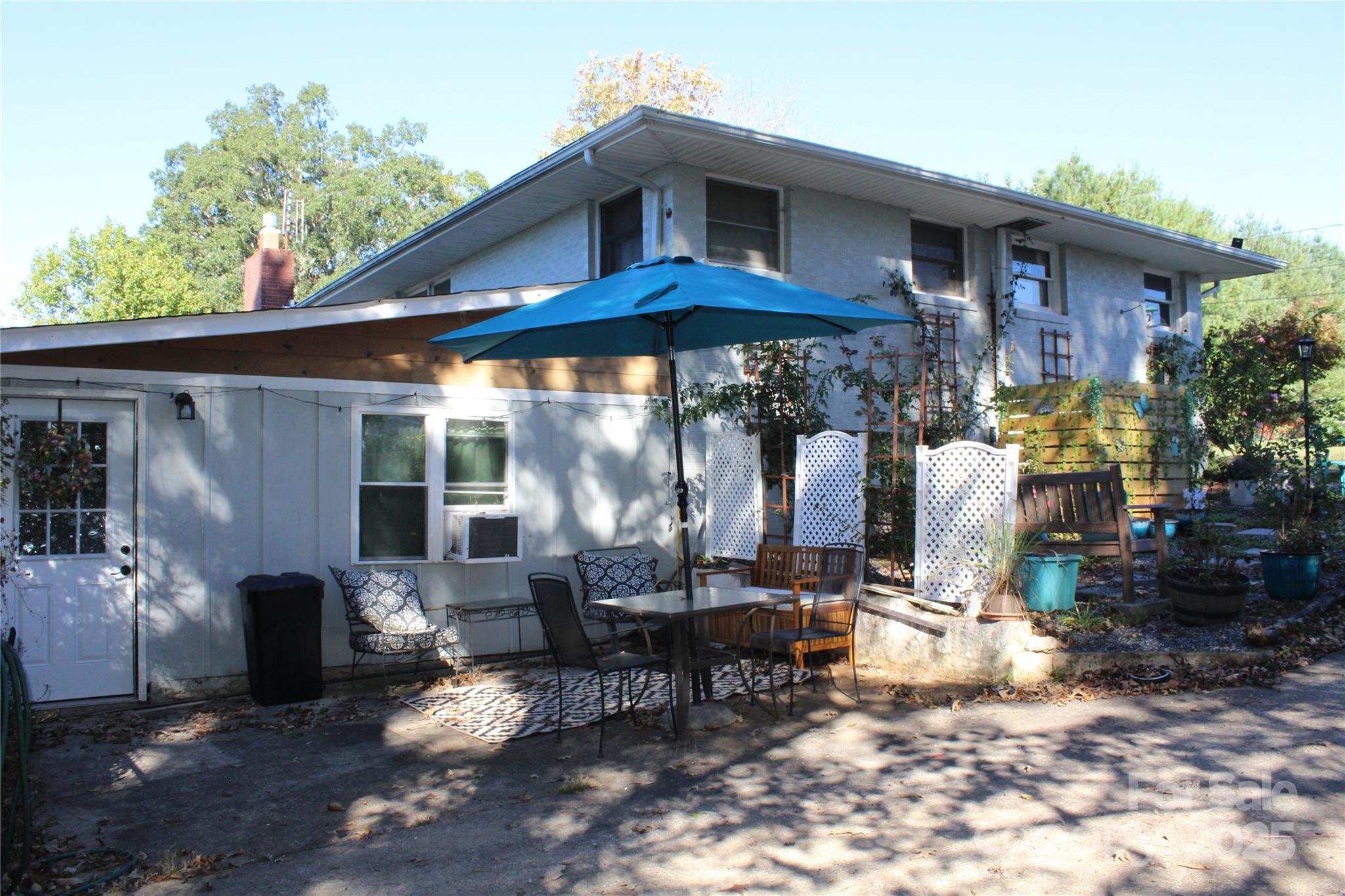 107 N Matthews Street Property Photo 31
