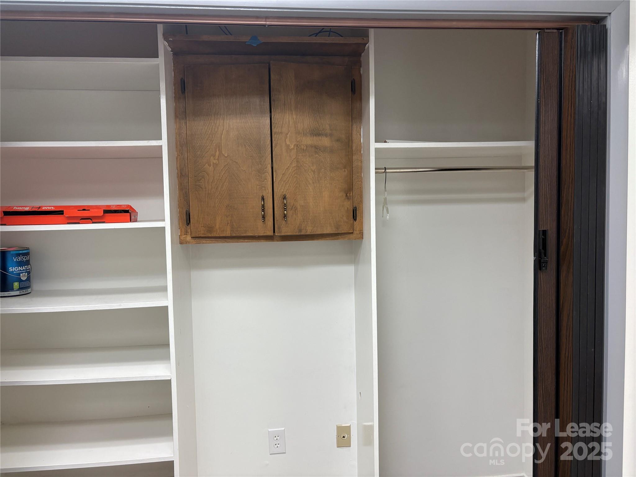 315 N Main Street 8 Property Photo 5