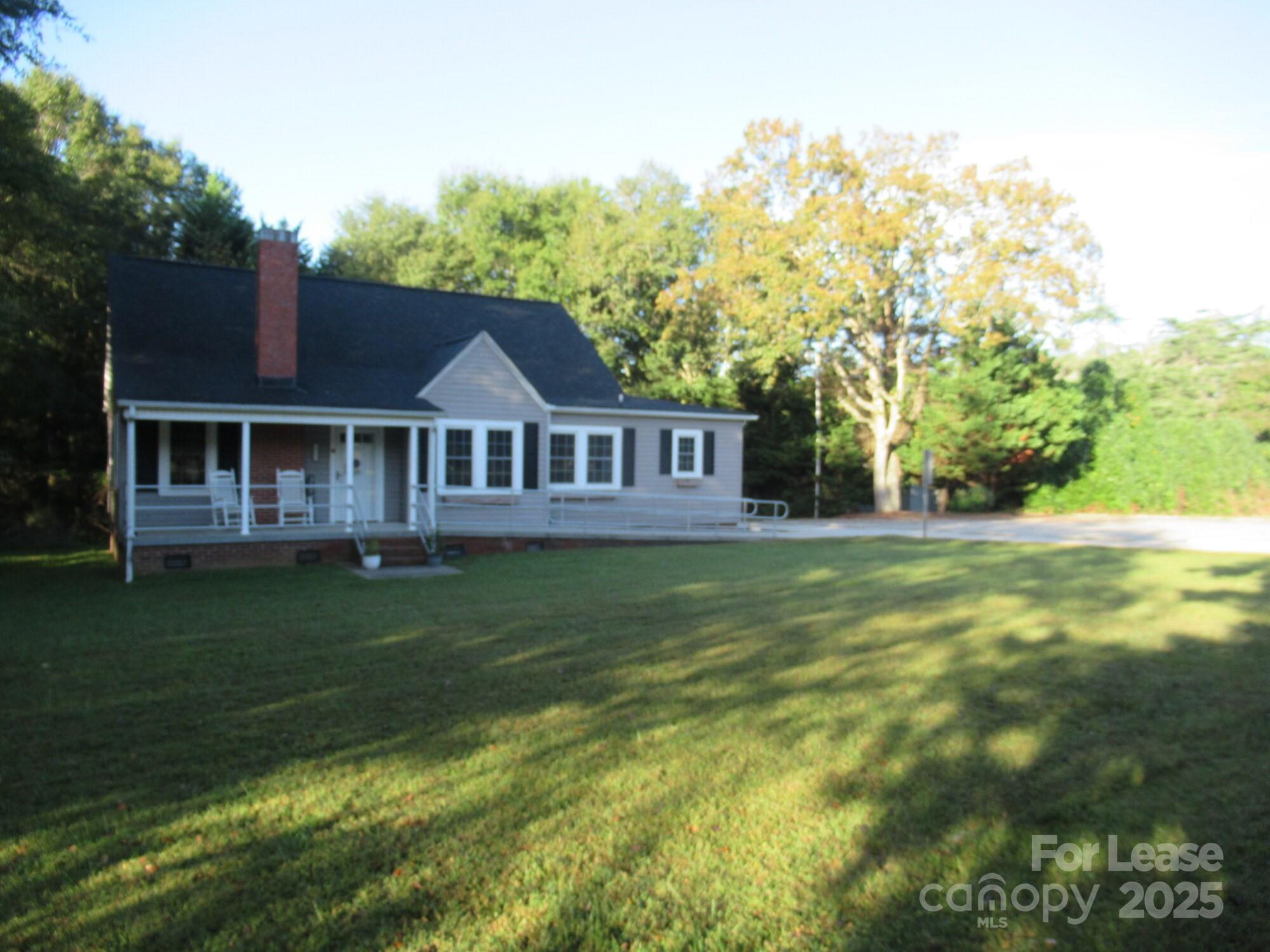 1704 Gastonia Highway Property Photo 4