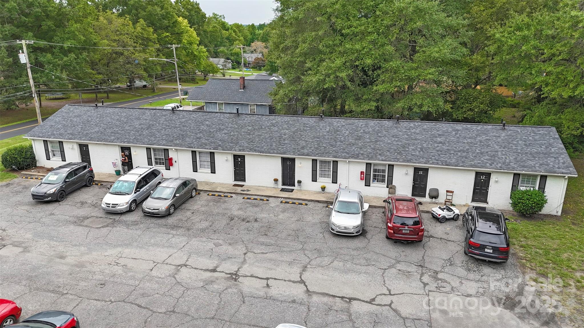 1616 W Fifth Avenue Property Photo 5