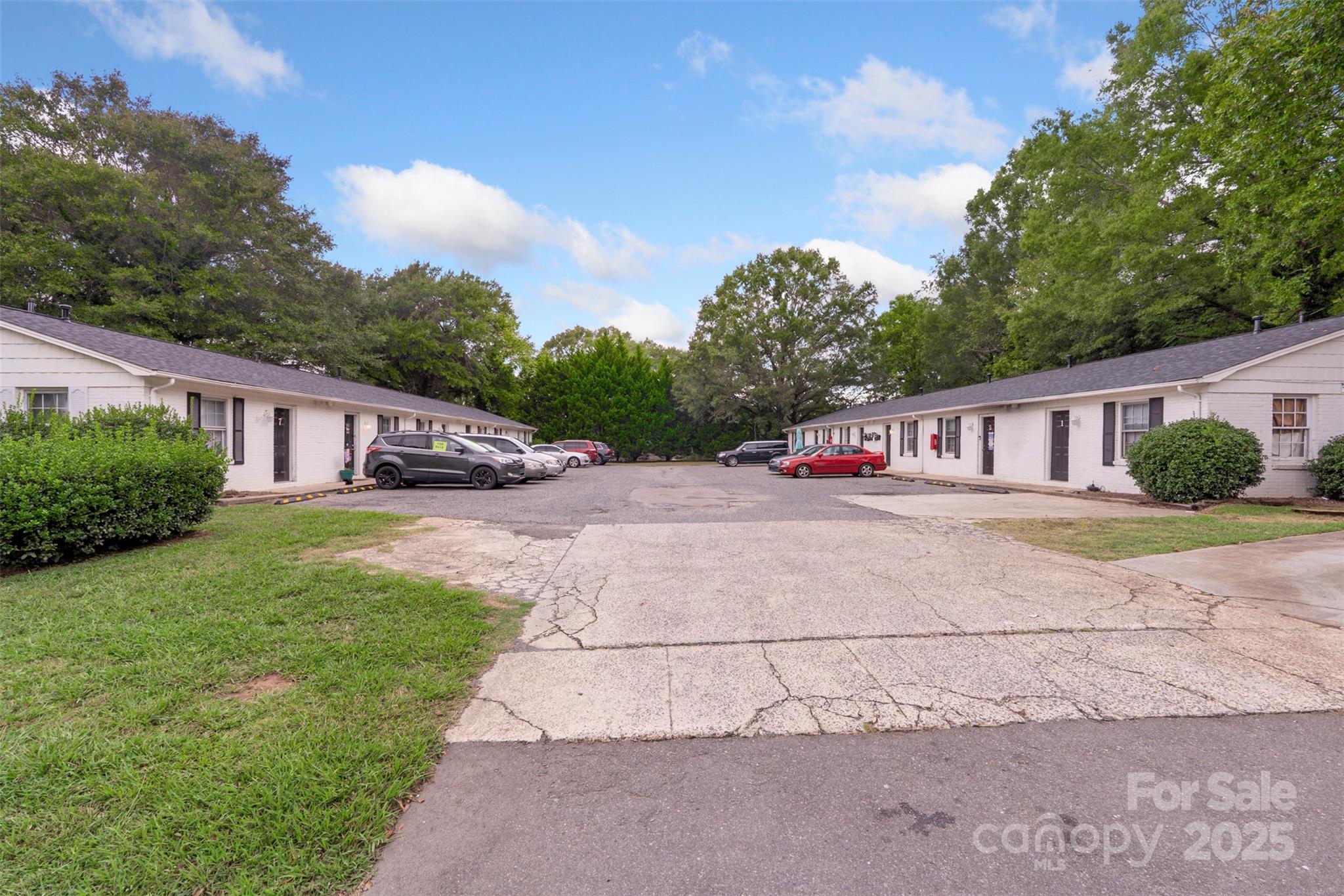 1616 W Fifth Avenue Property Photo 6