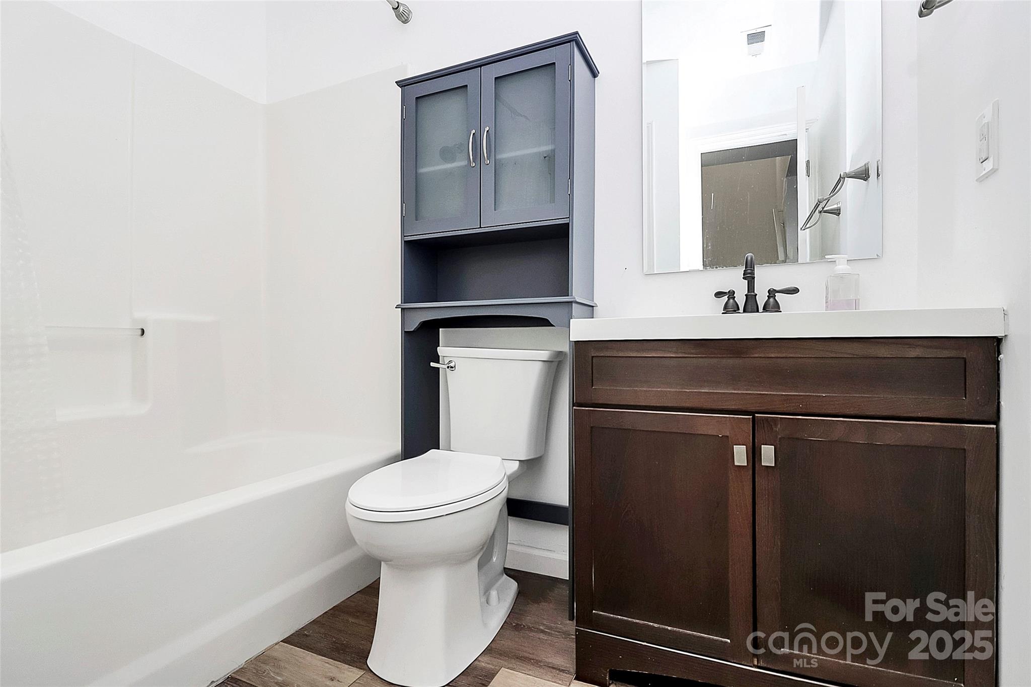 10549 Yellow Rose Lane Property Photo 18