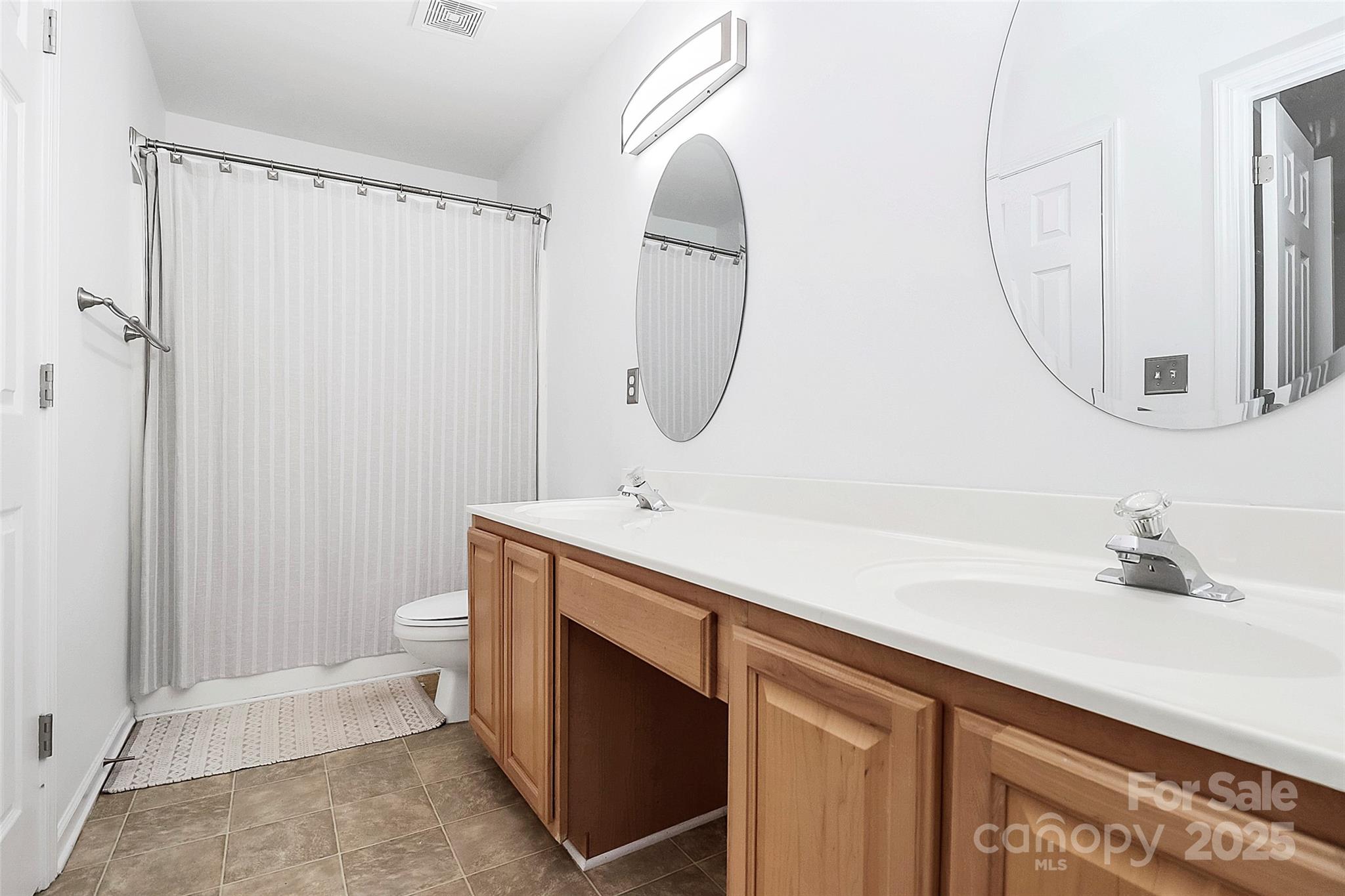 10549 Yellow Rose Lane Property Photo 26