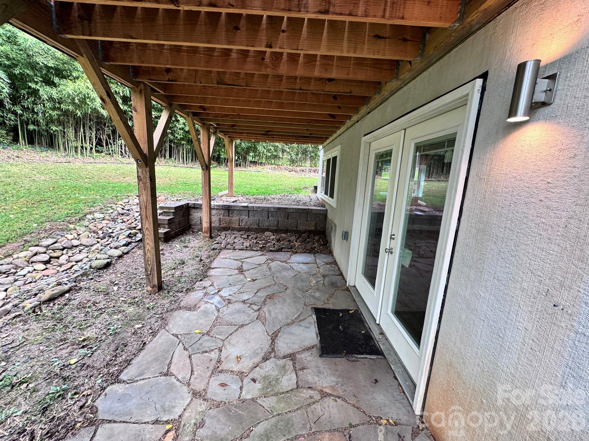 269 Virginia Avenue Property Photo 20