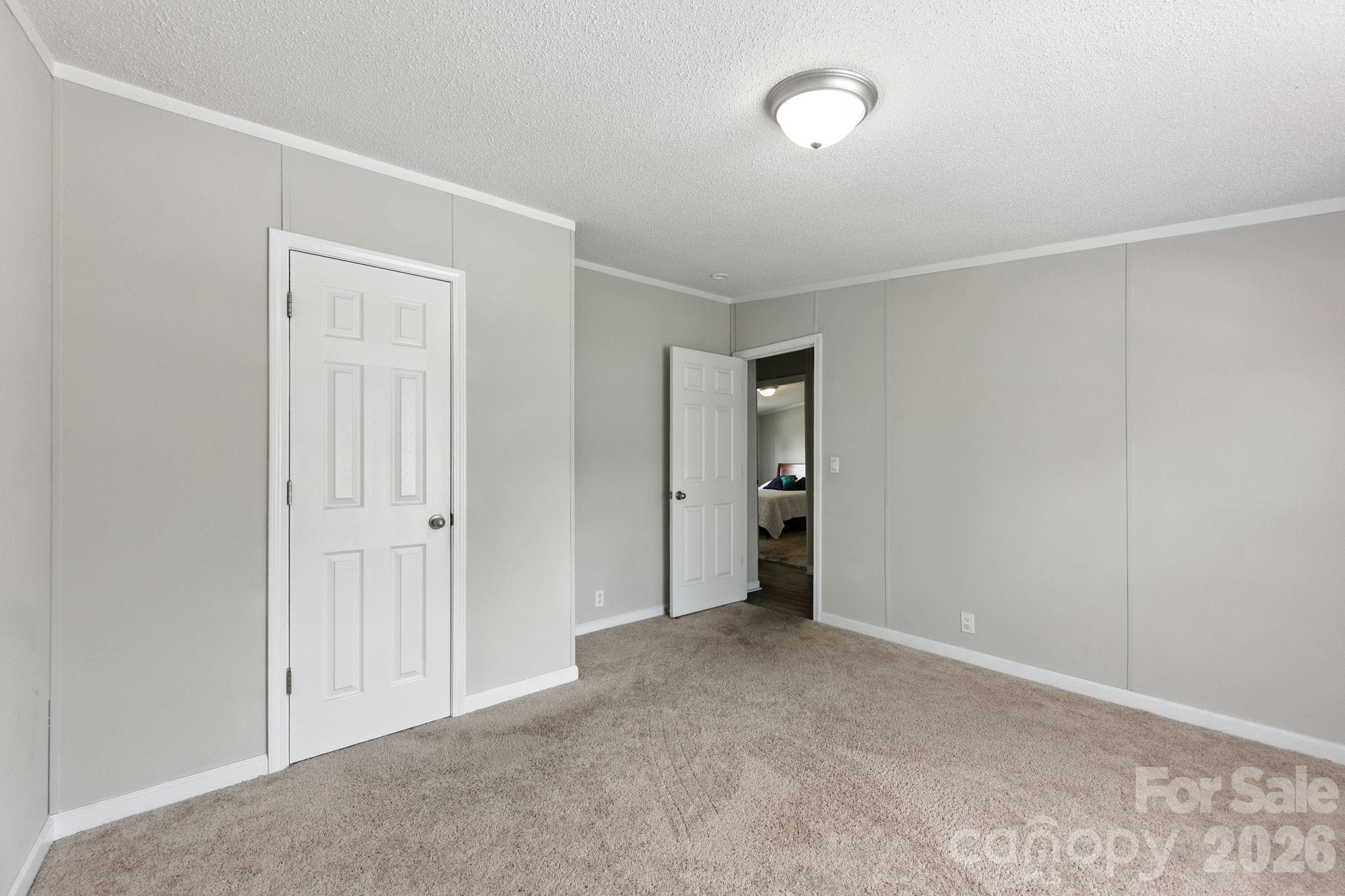 1001 Olde Creek Trail Property Photo 23