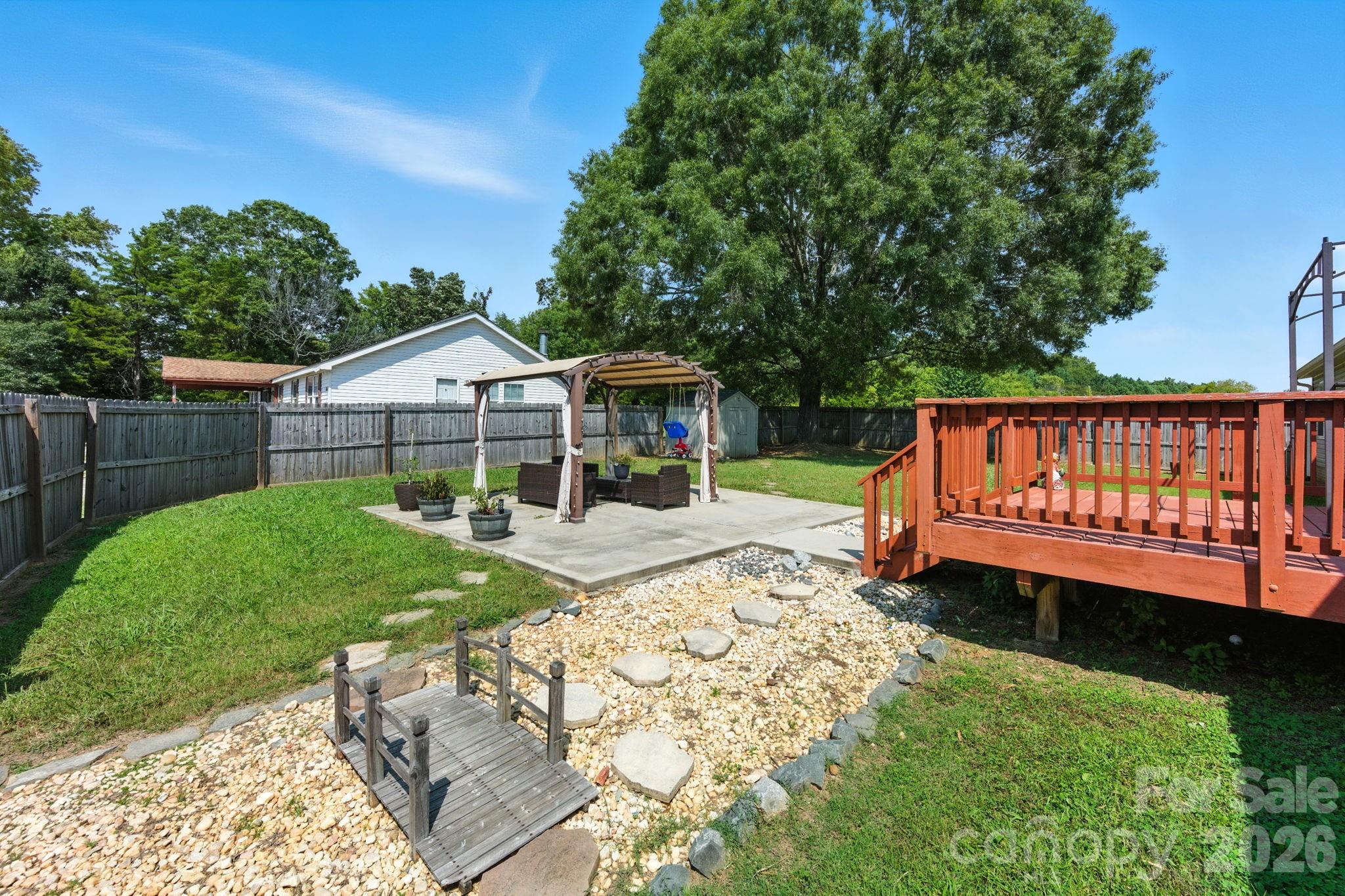 1001 Olde Creek Trail Property Photo 27
