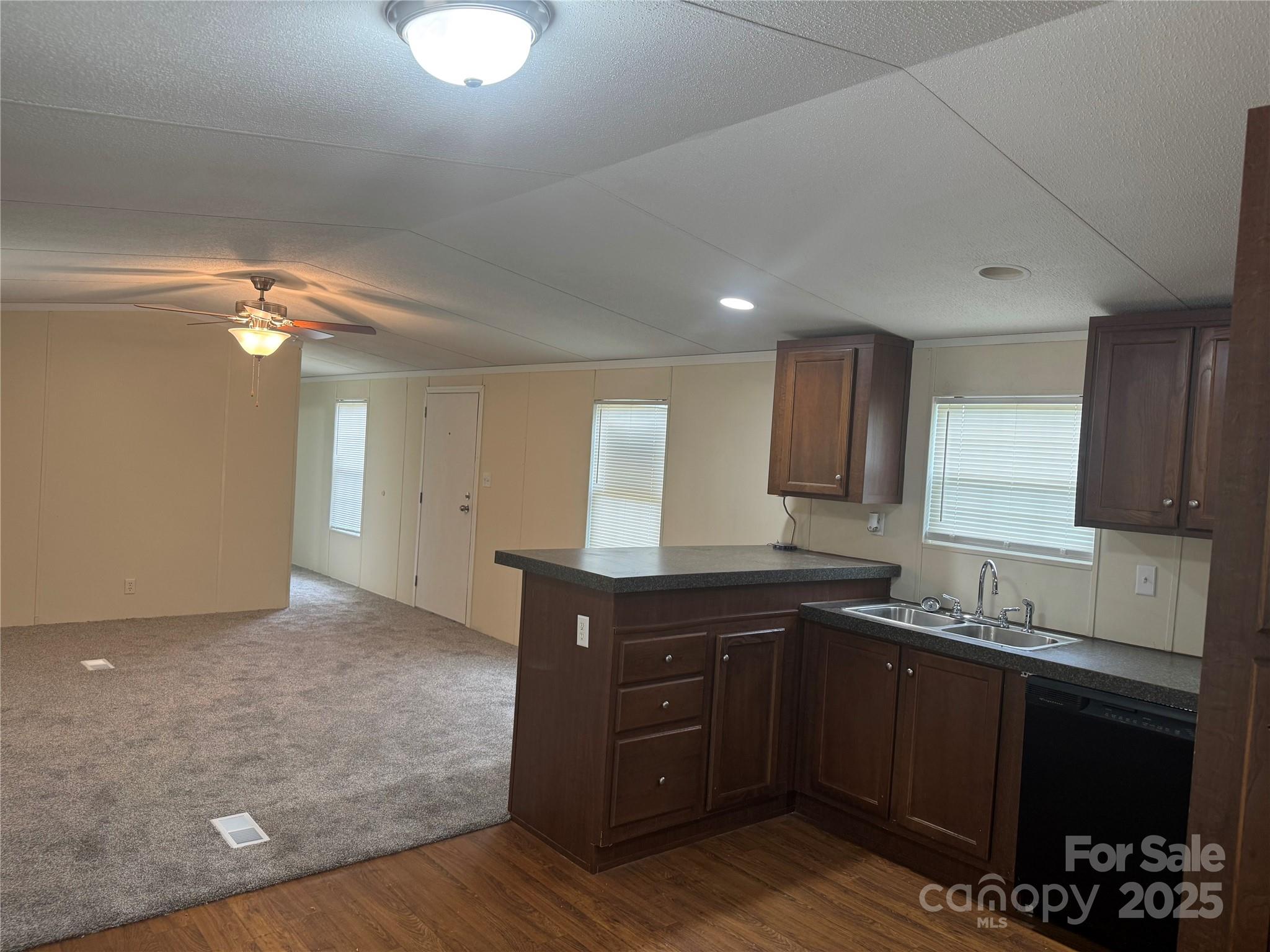 28 Cody Brian Drive Property Photo 9