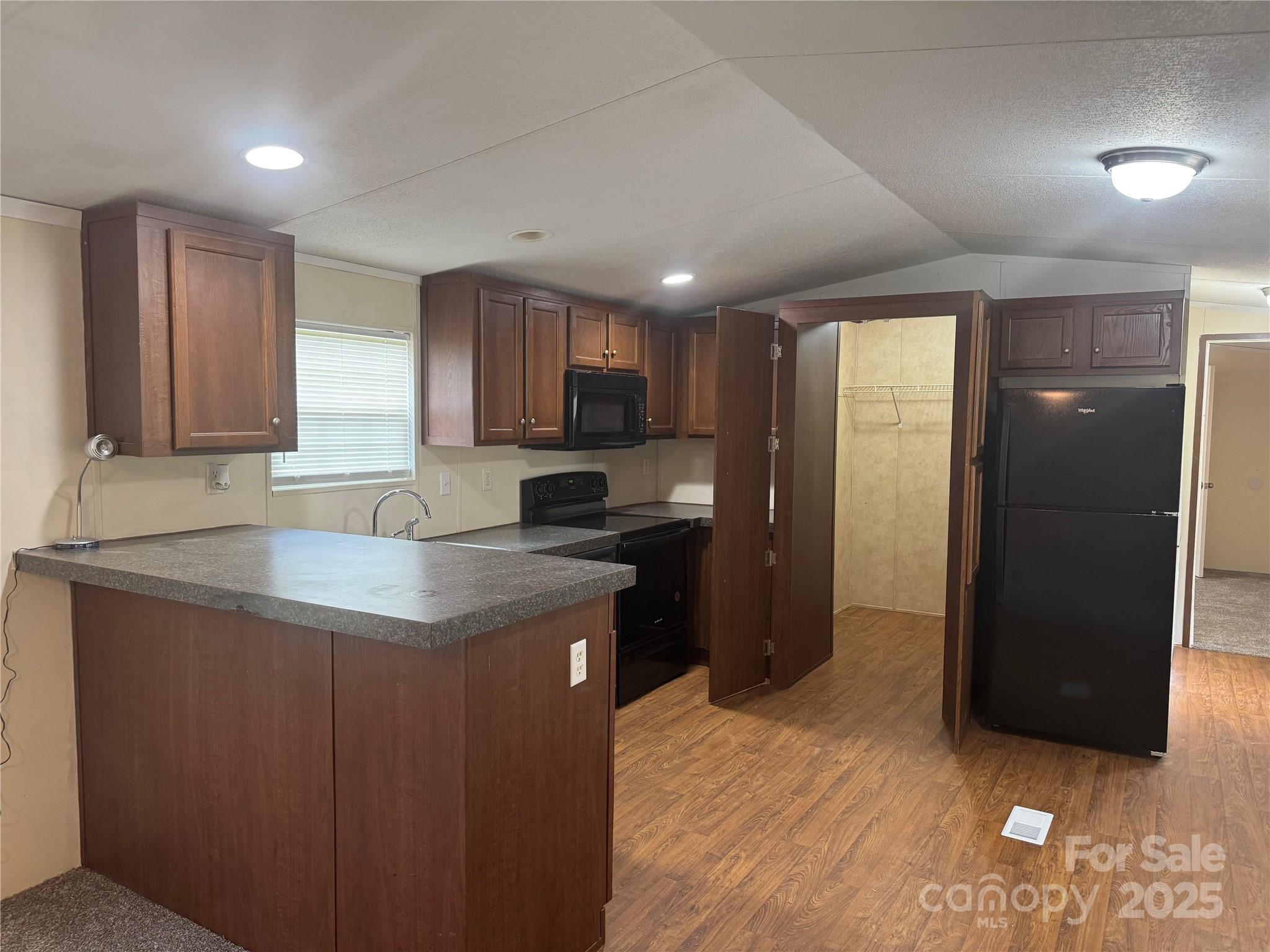 28 Cody Brian Drive Property Photo 10