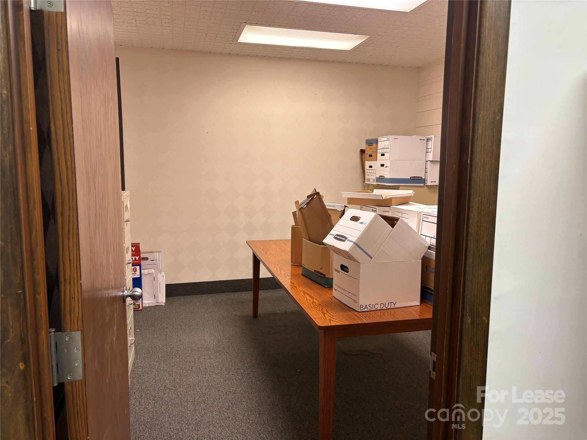 315 N Main Street 7 Property Photo 6