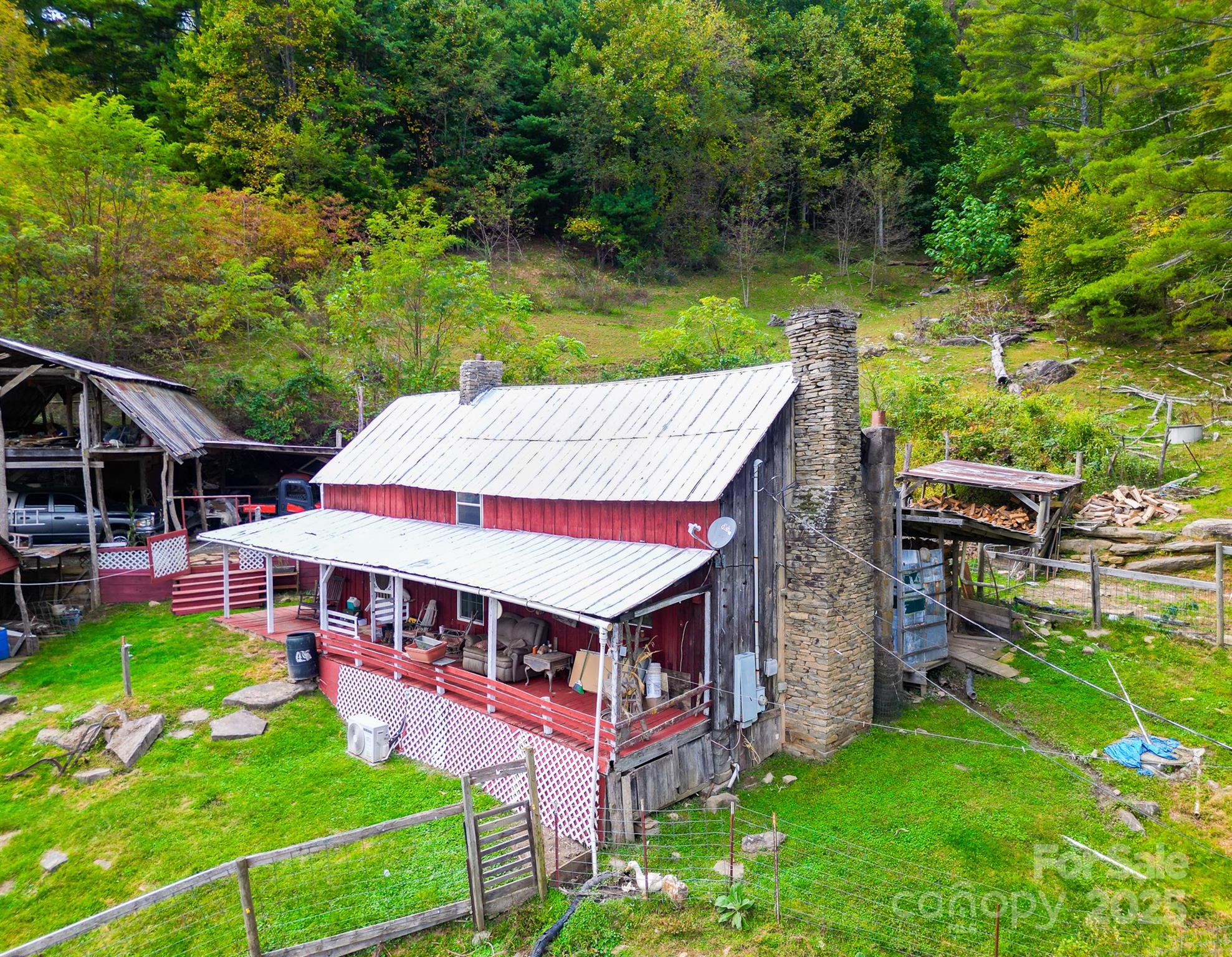 105 Home Place Road Property Photo 15