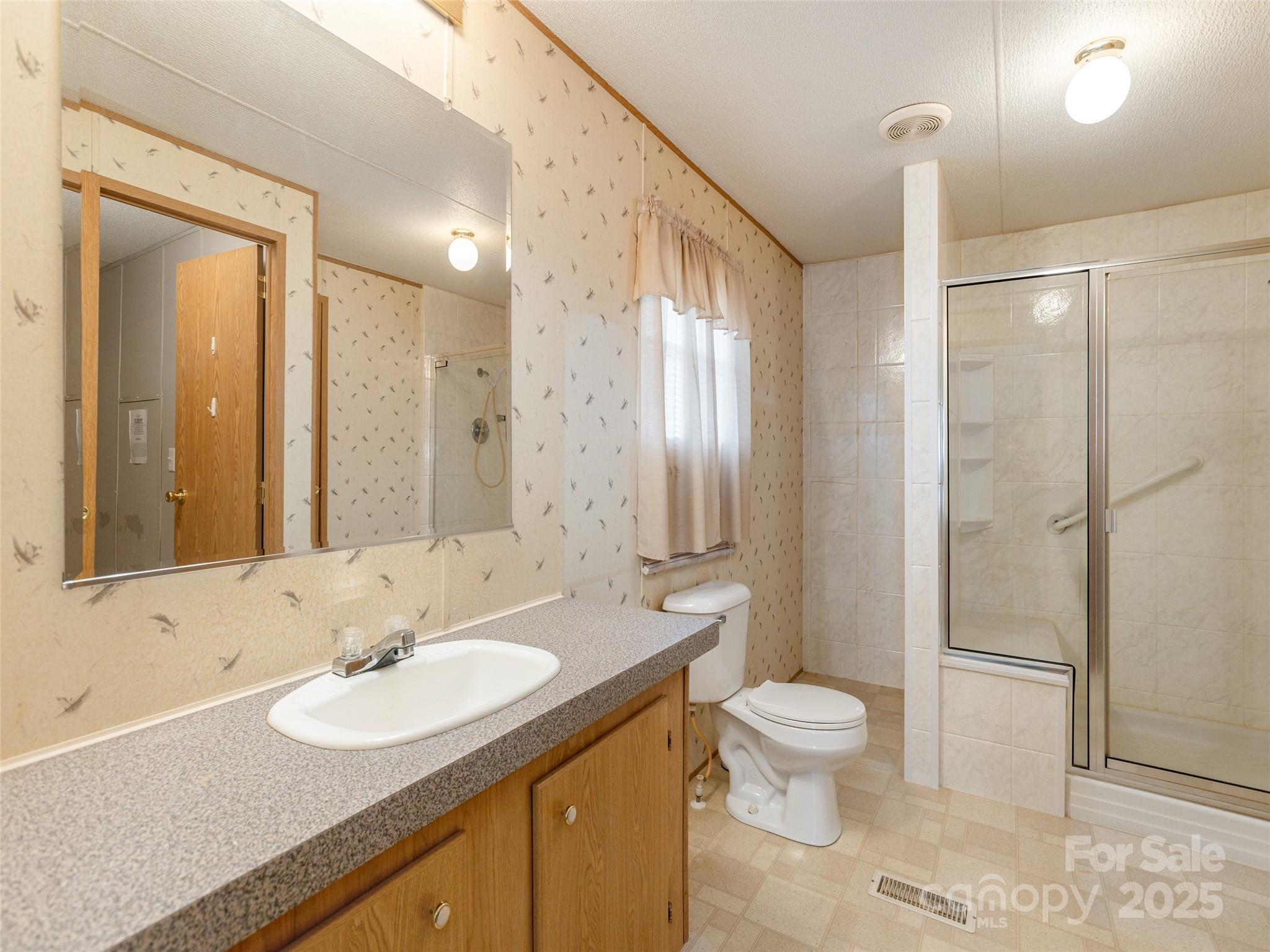 81 Mount Airy Road Property Photo 9