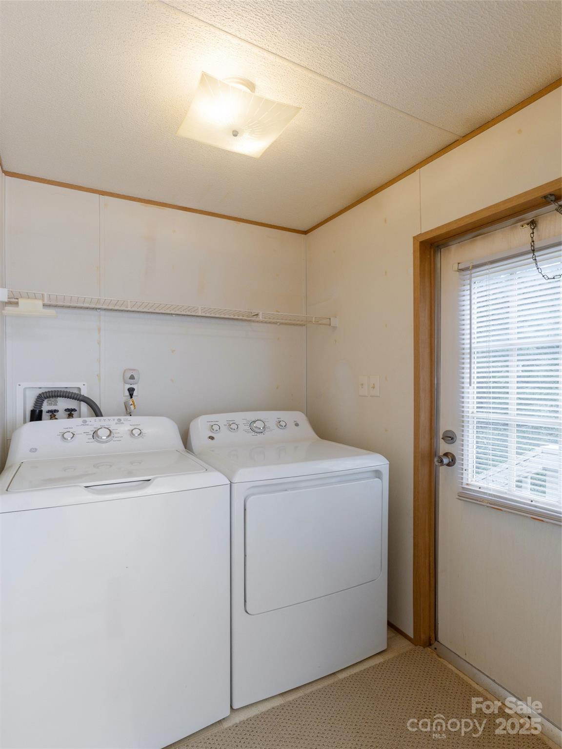 81 Mount Airy Road Property Photo 12