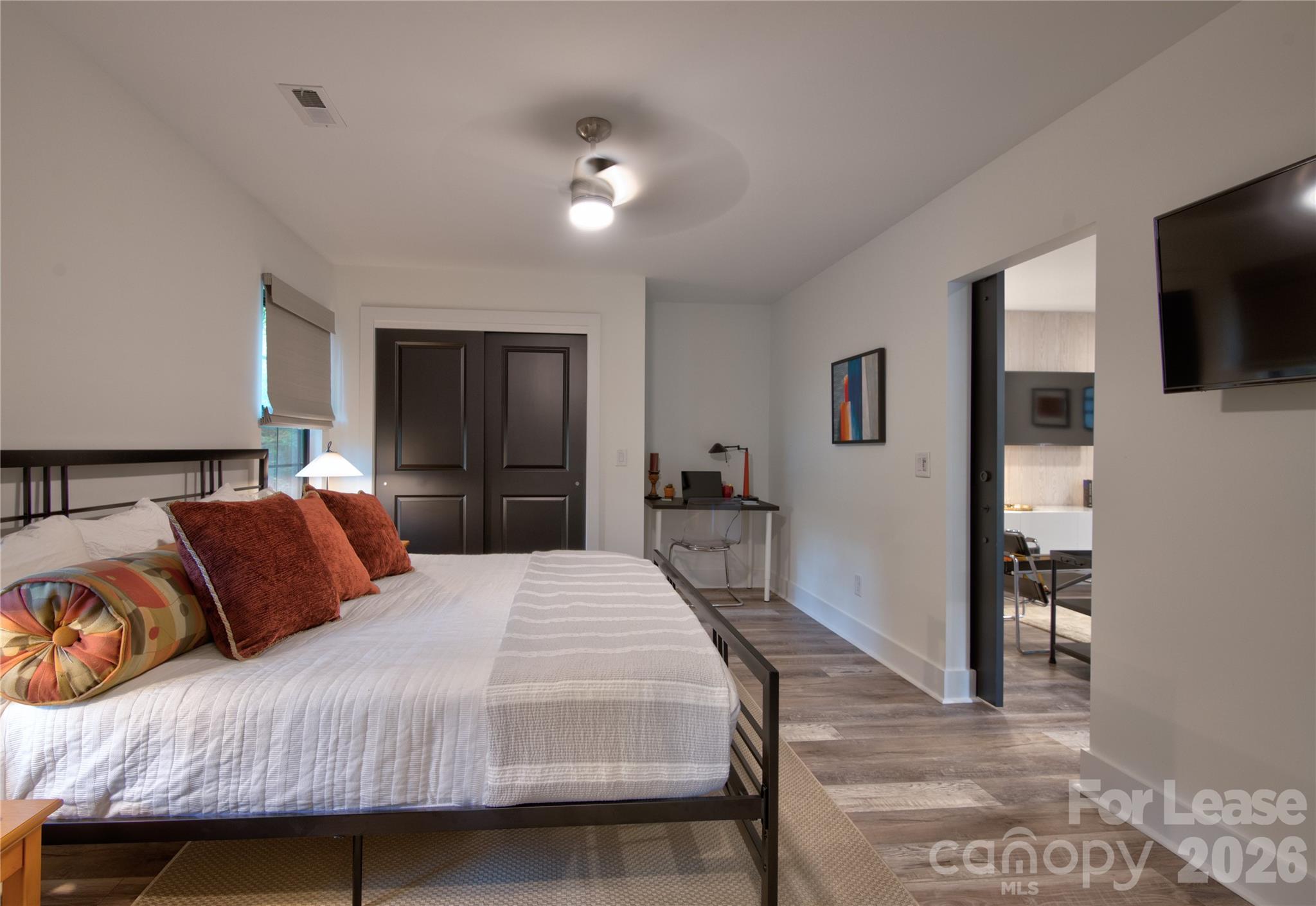 3945 Rockfern Road B Property Photo 28