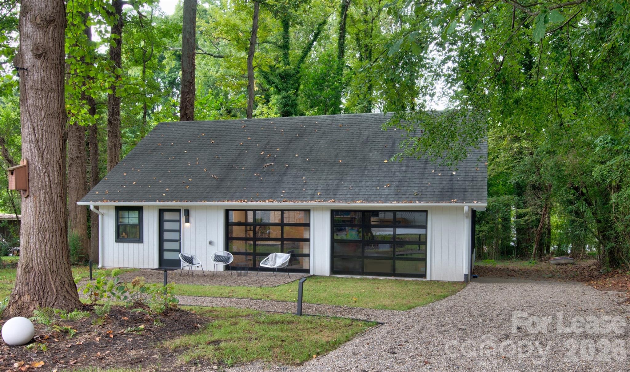 3945 Rockfern Road B Property Photo 42