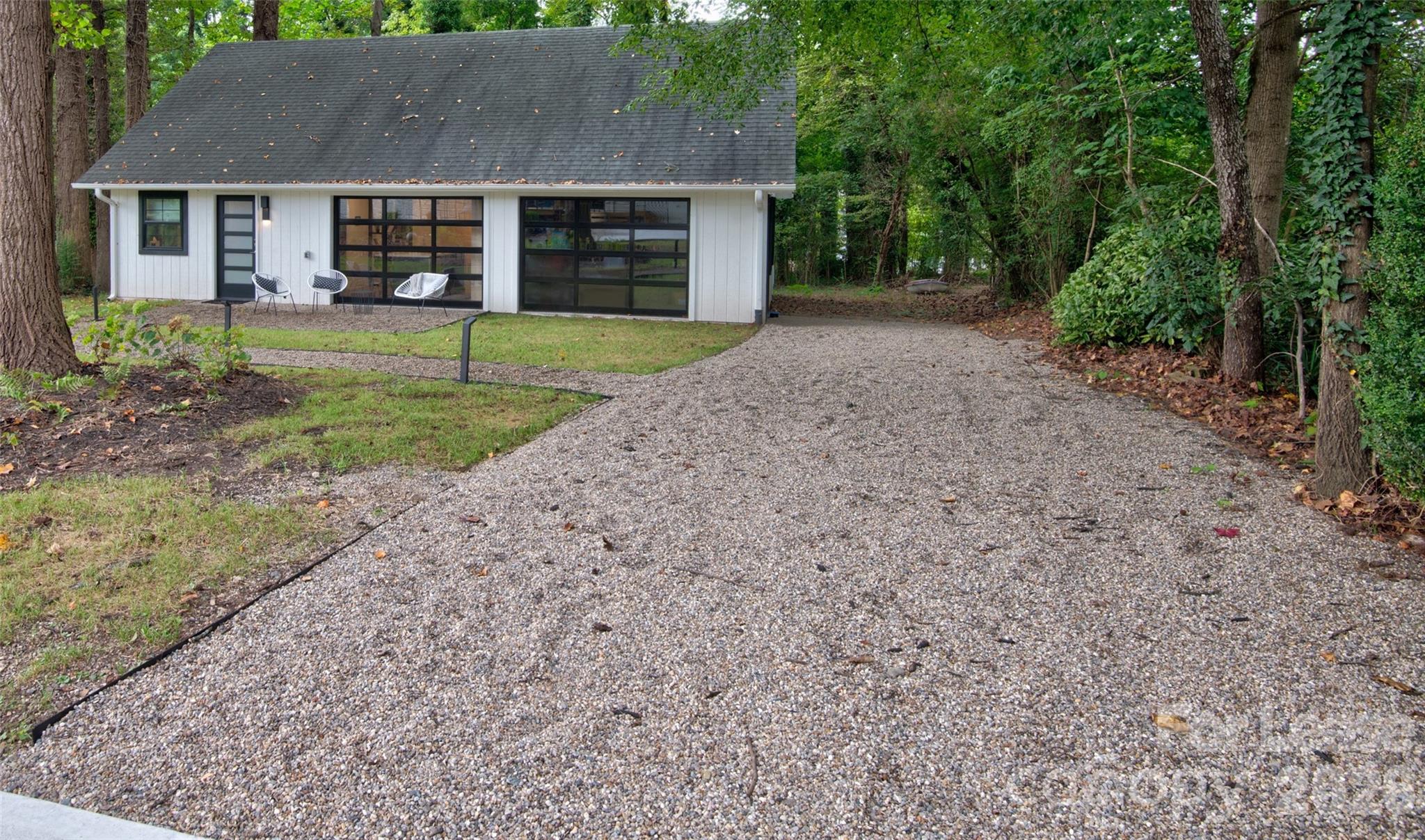 3945 Rockfern Road B Property Photo 44