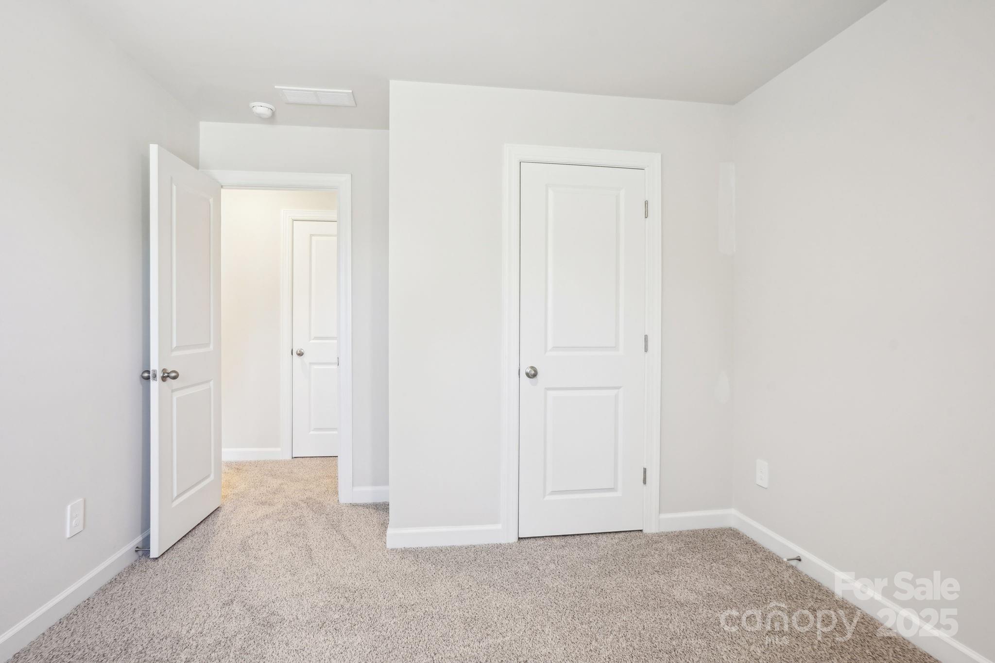 105 Ciara Place E Property Photo 6