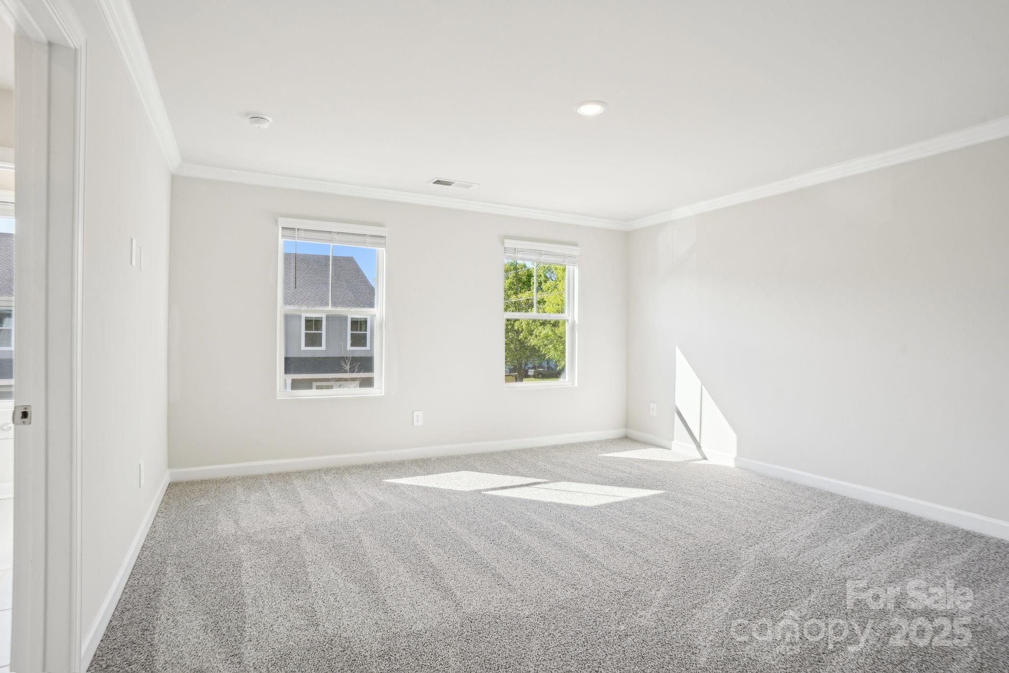 105 Ciara Place E Property Photo 8