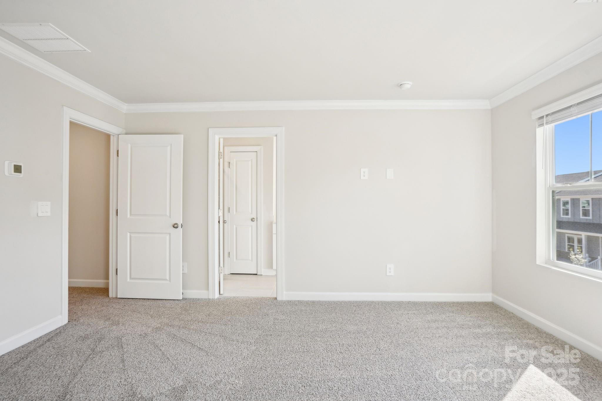 105 Ciara Place E Property Photo 11