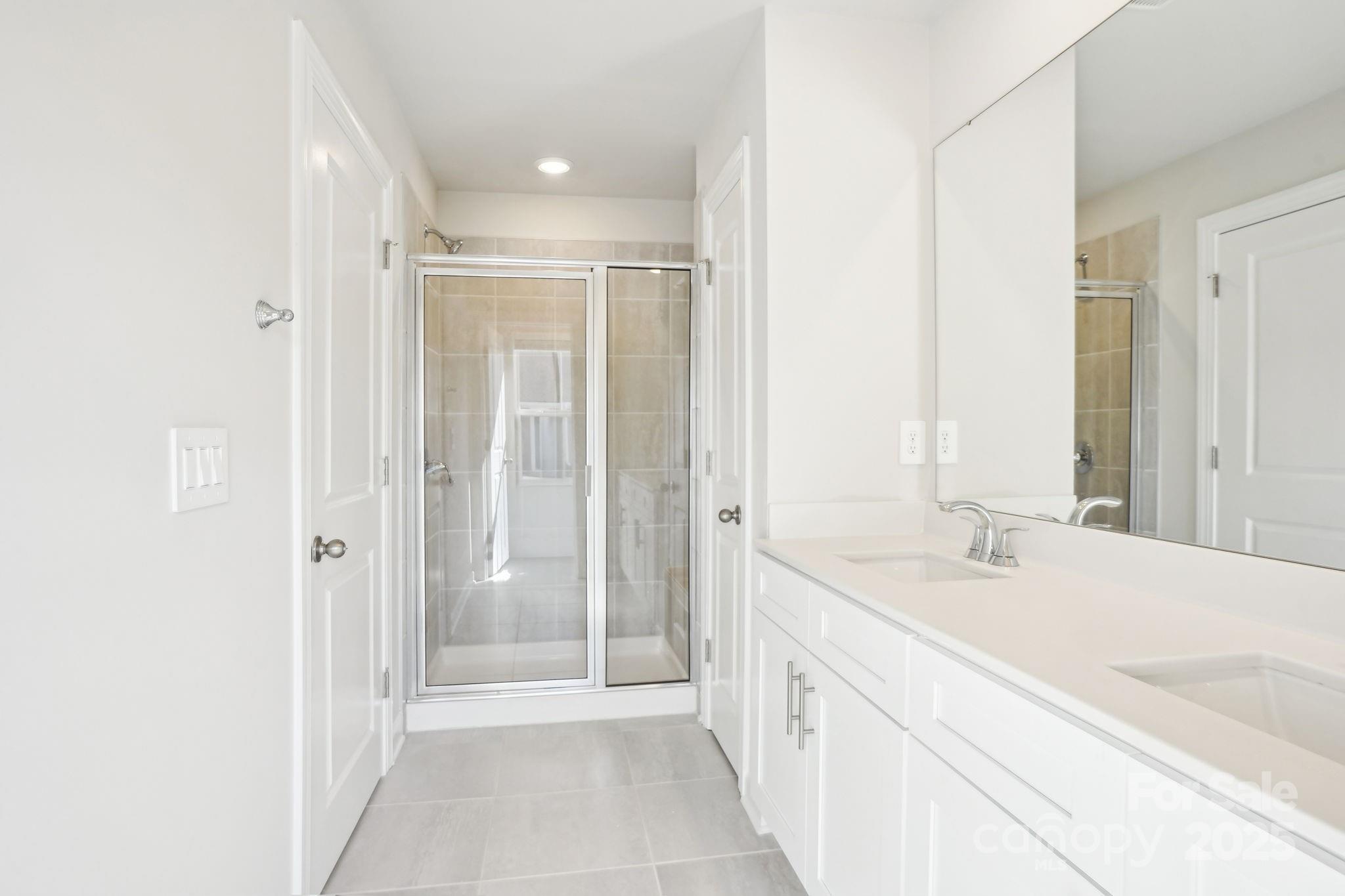 105 Ciara Place E Property Photo 14