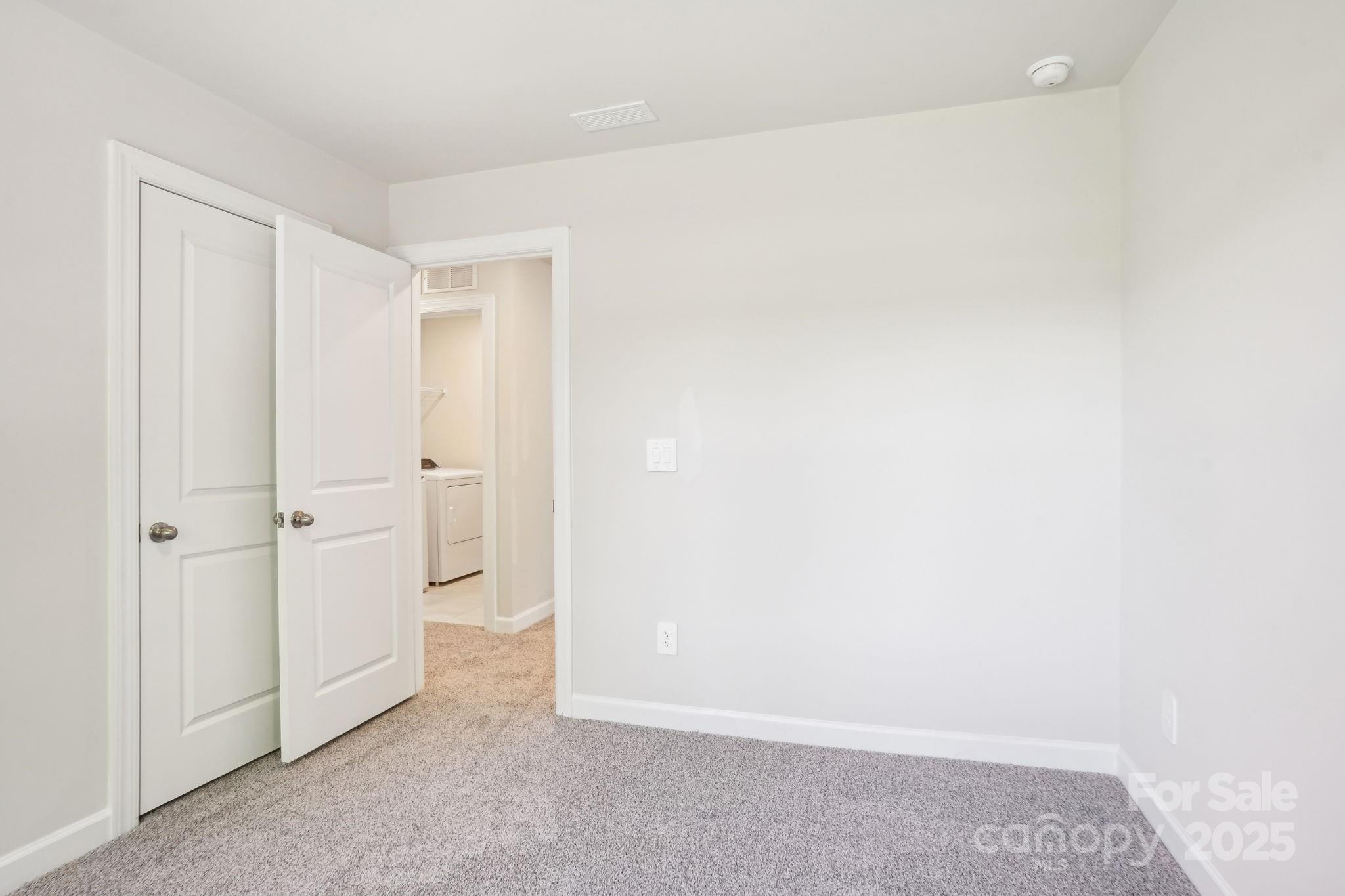 105 Ciara Place E Property Photo 16