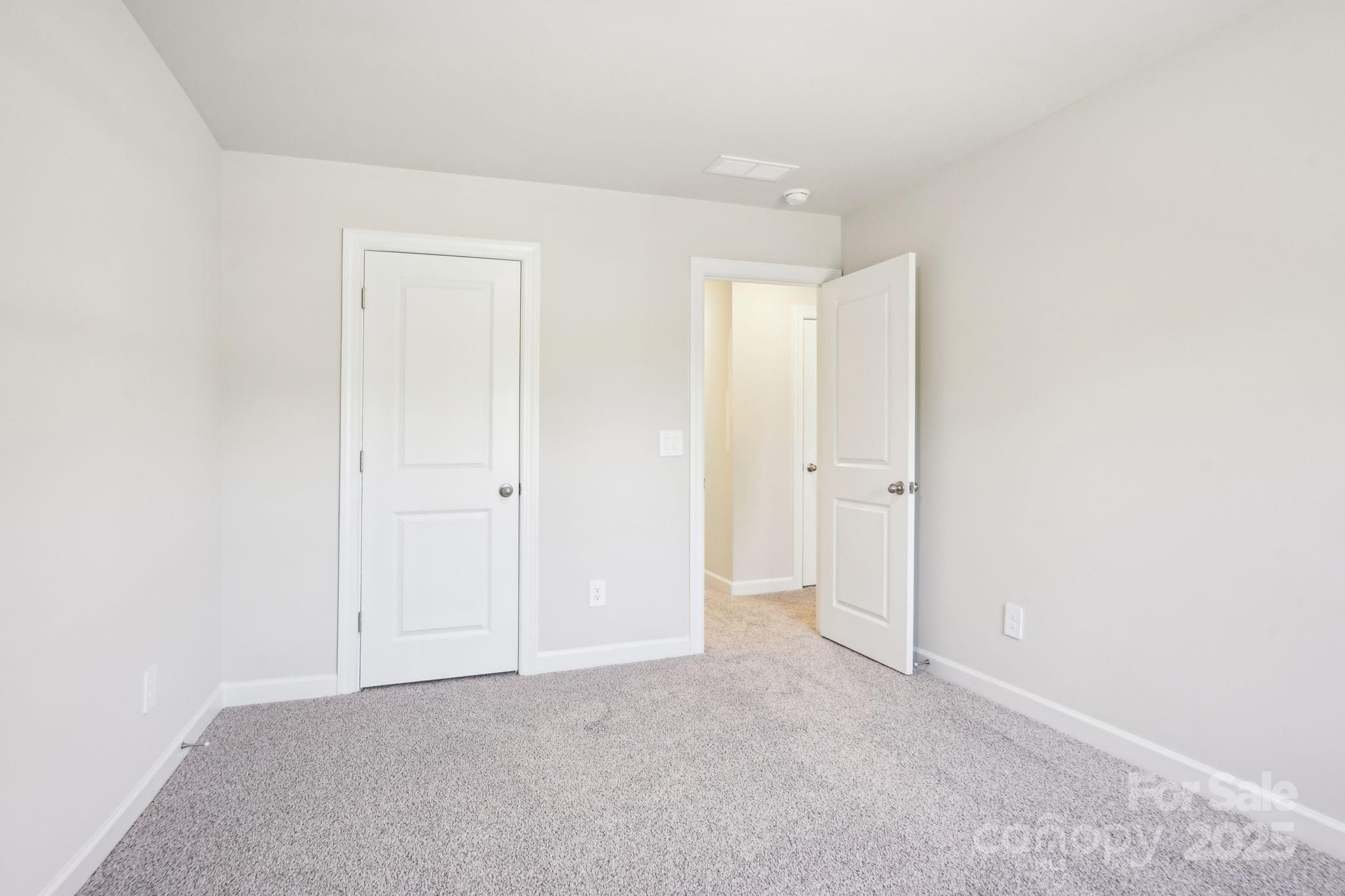 105 Ciara Place E Property Photo 18