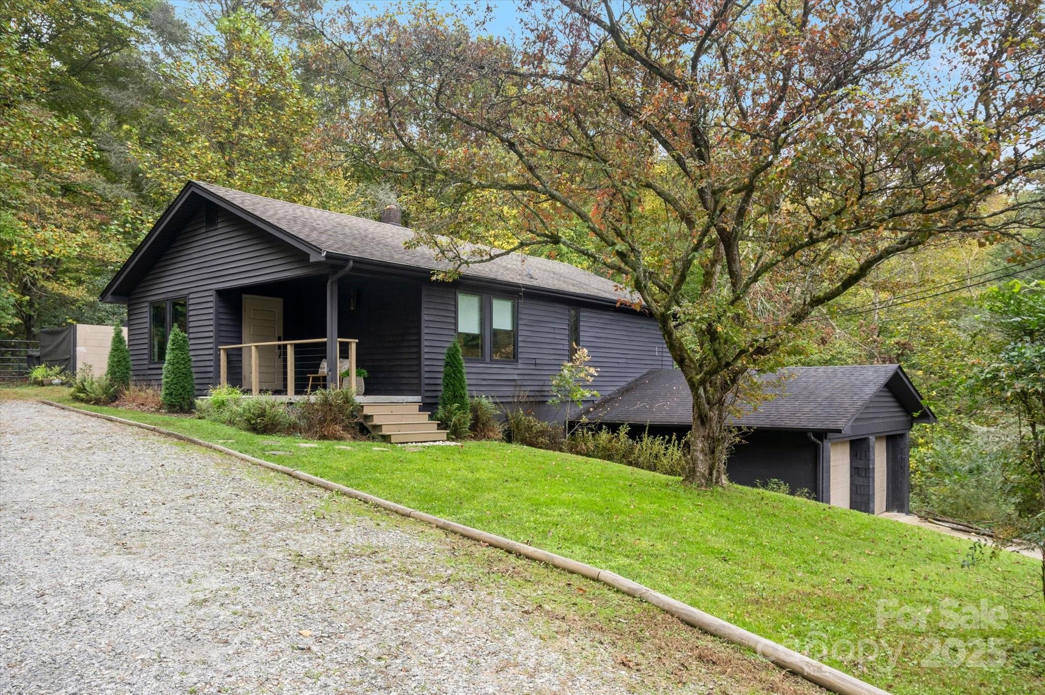 4040 Asheville Highway Property Photo 1