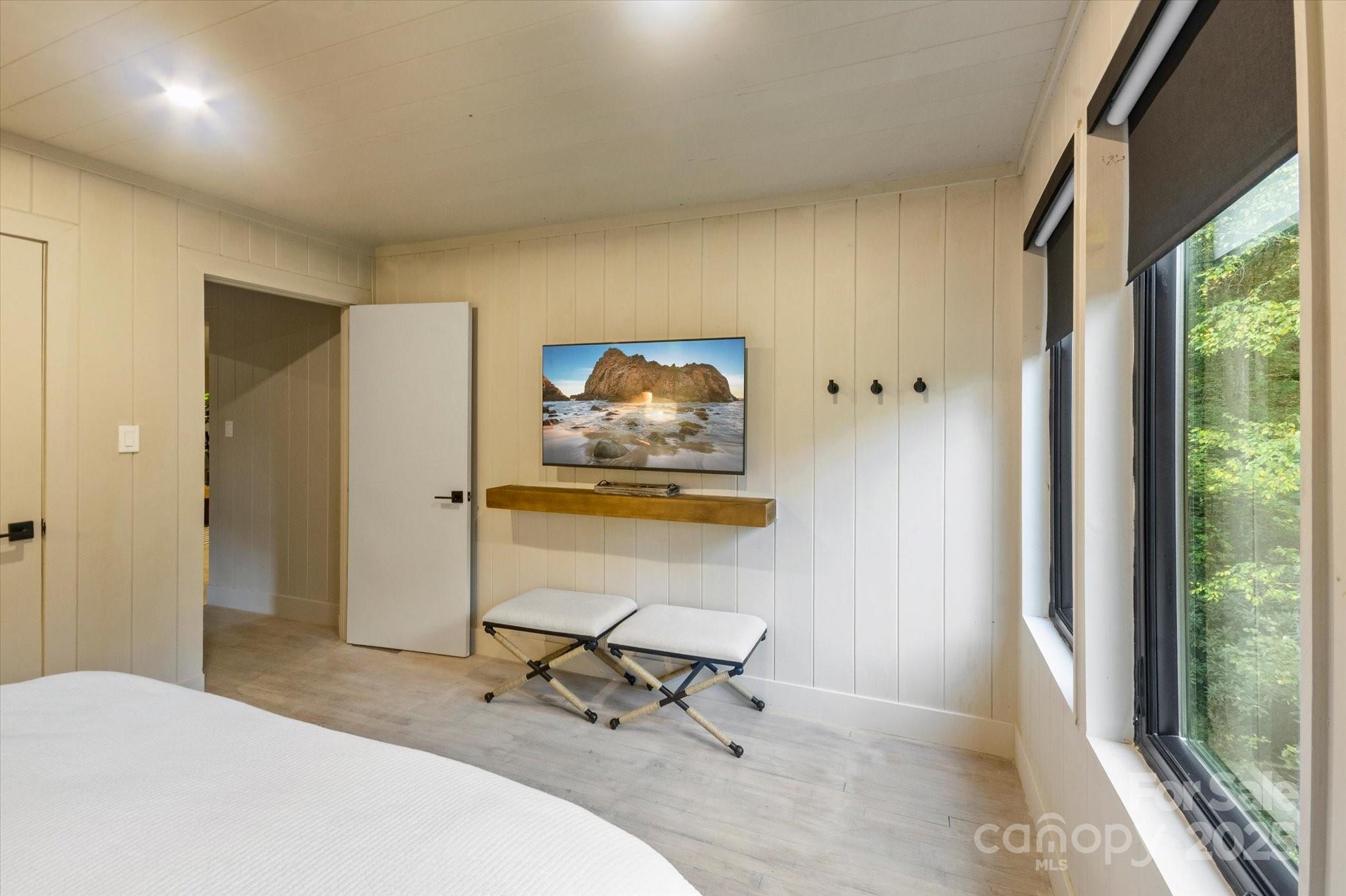 4040 Asheville Highway Property Photo 17