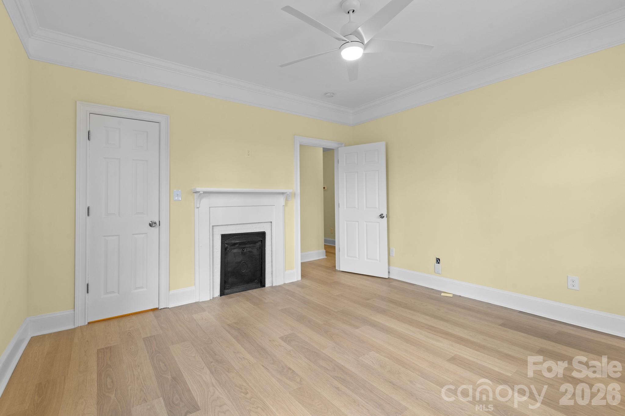 304 W Gay Street Property Photo 17