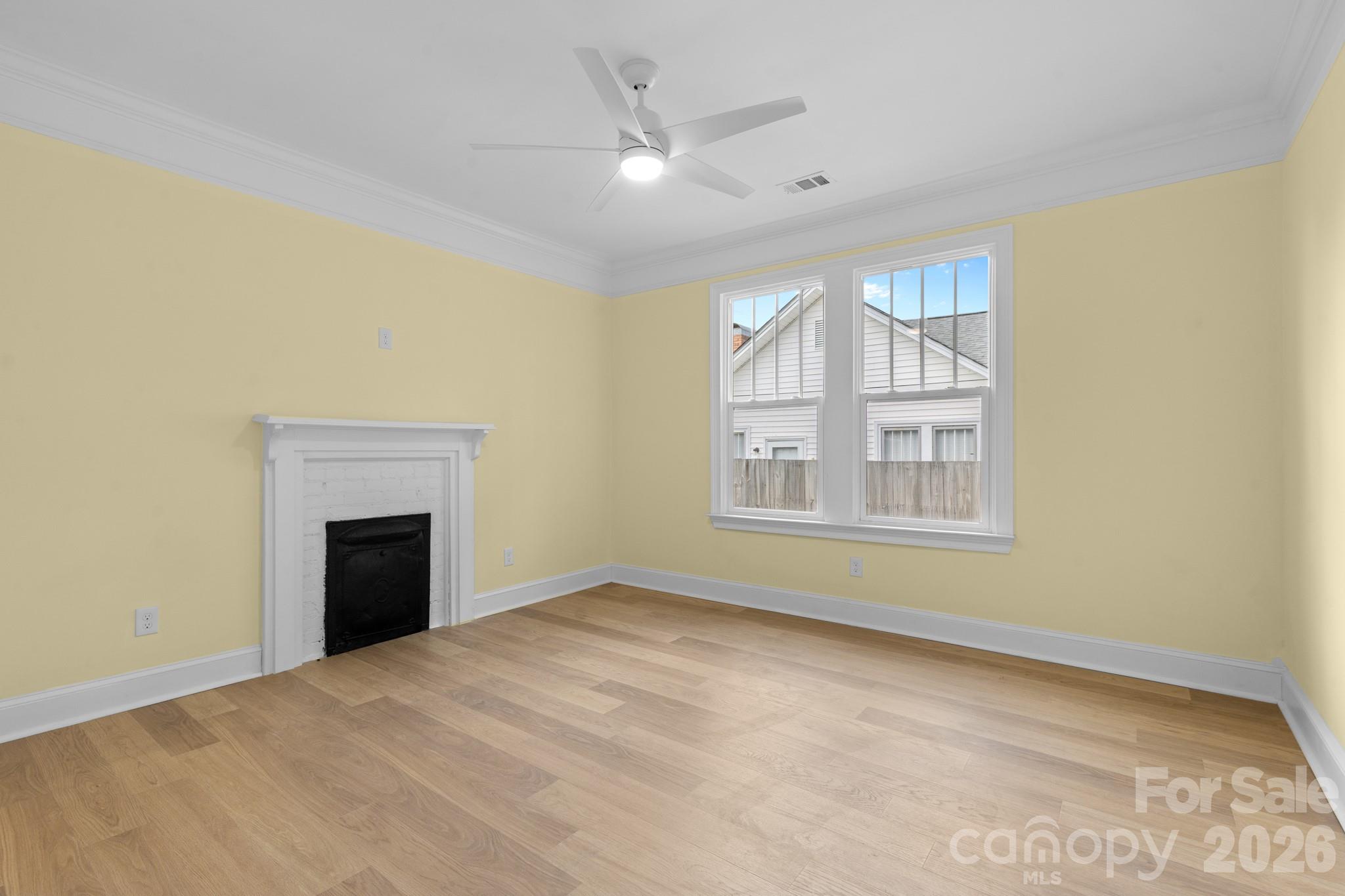 304 W Gay Street Property Photo 18