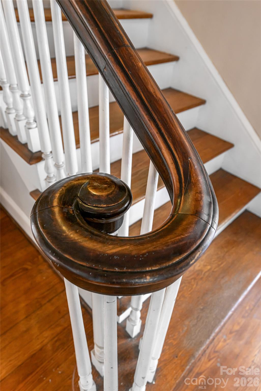325 Vanderbilt Road Property Photo 8