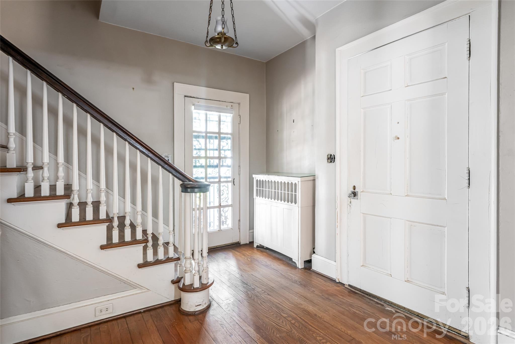 325 Vanderbilt Road Property Photo 9