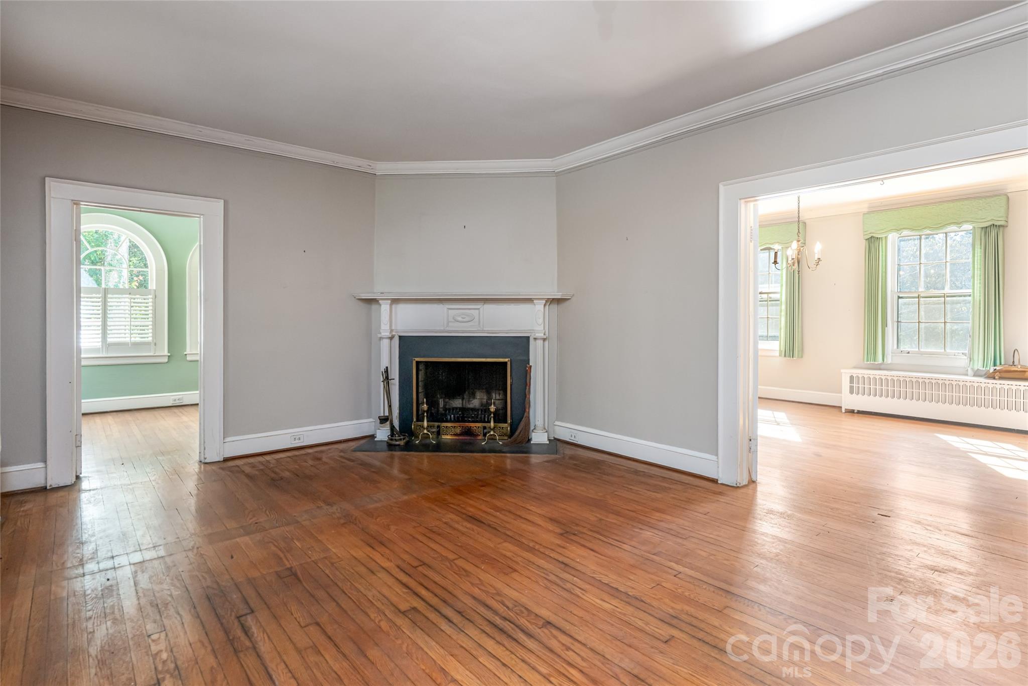 325 Vanderbilt Road Property Photo 11