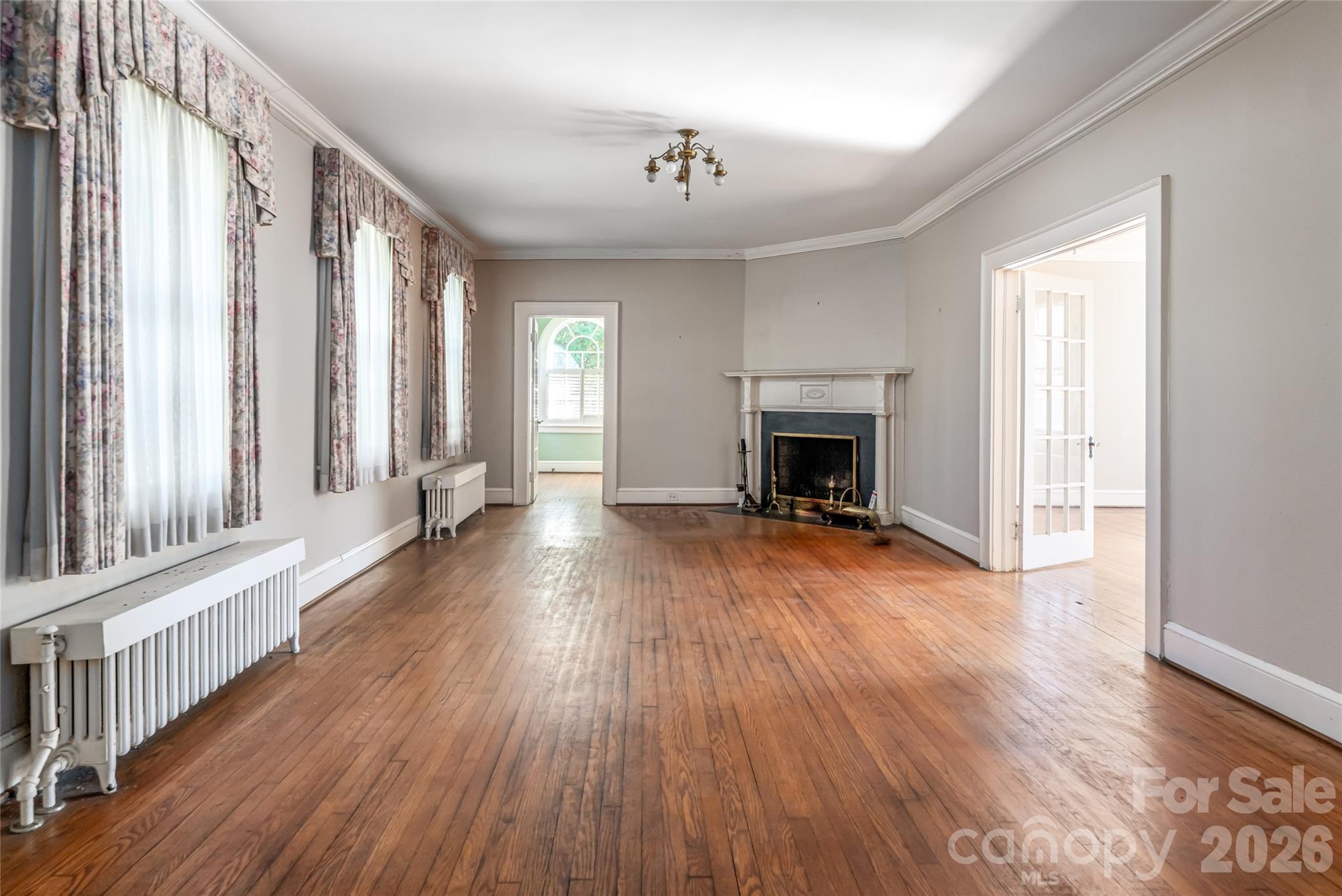 325 Vanderbilt Road Property Photo 12