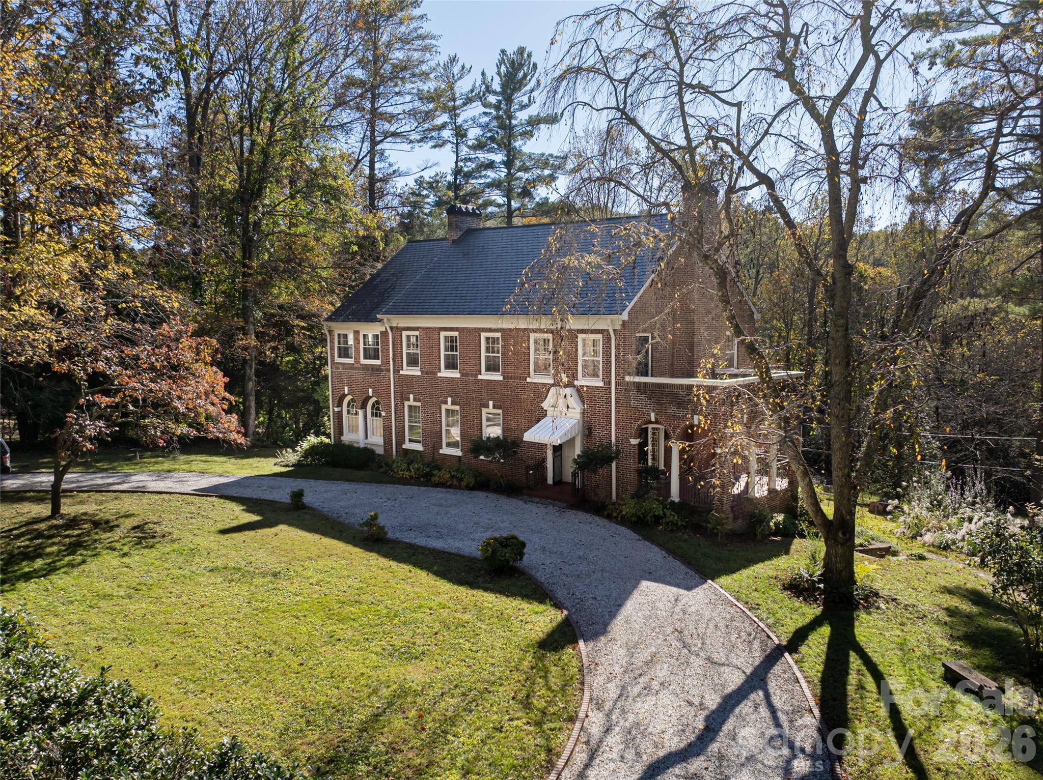 325 Vanderbilt Road Property Photo 44
