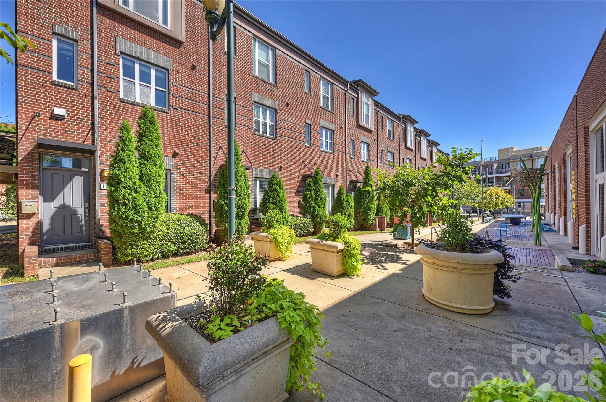 1425 Camden Road