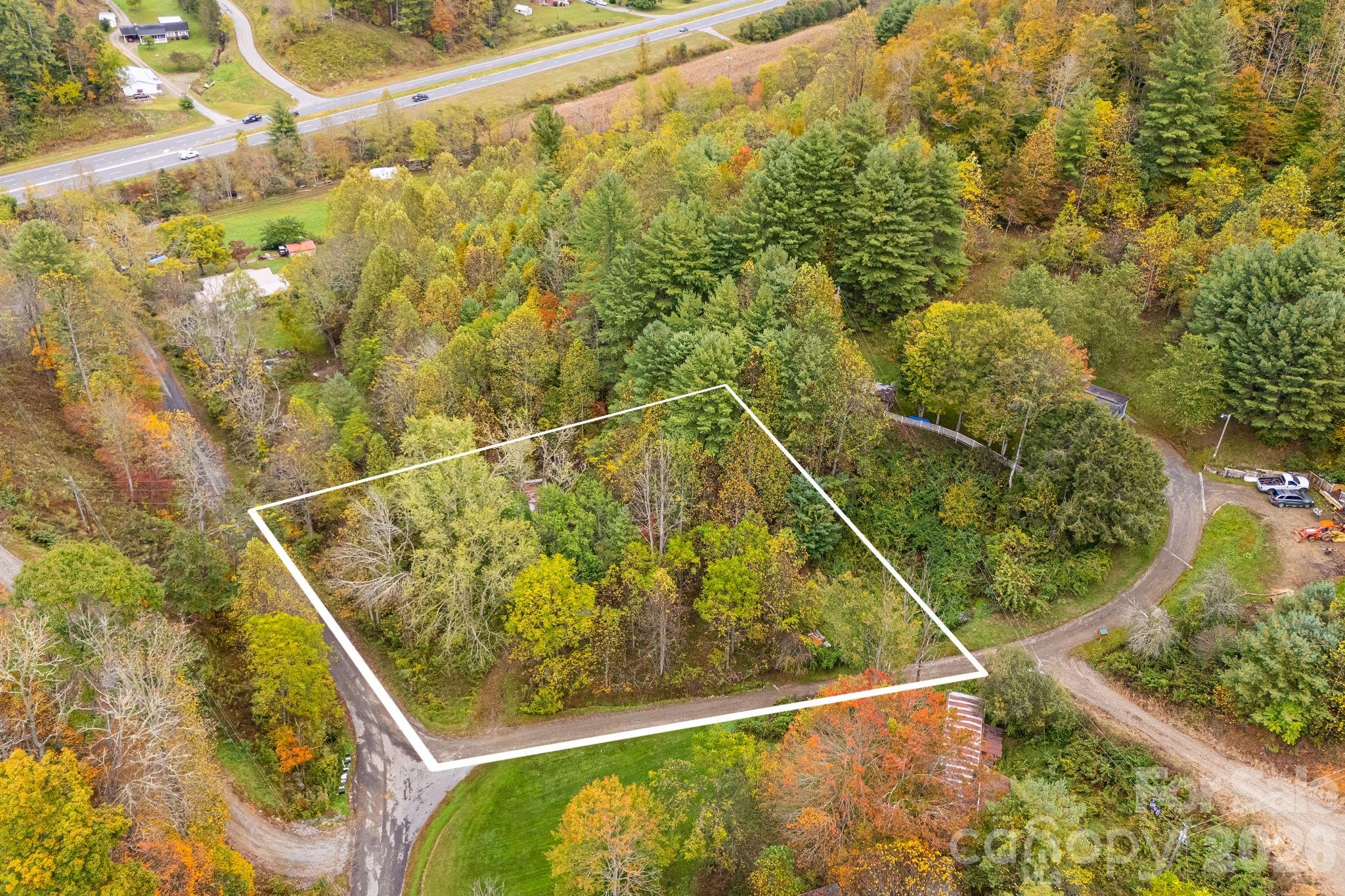 211 Evergreen Road Property Photo 2