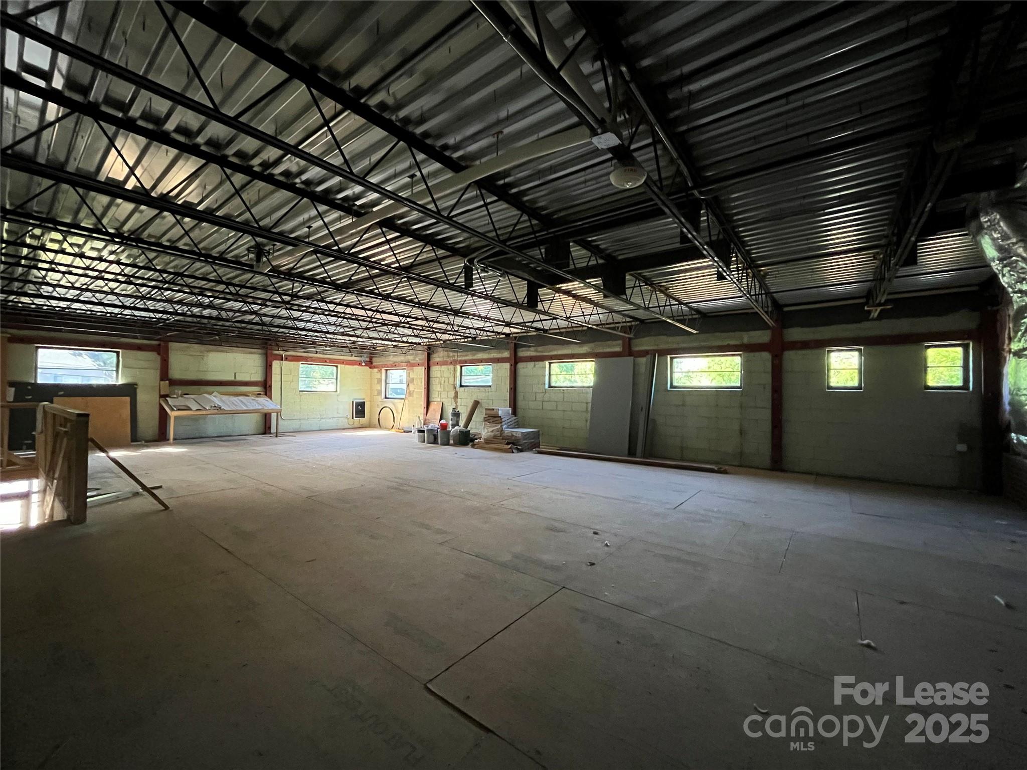 1512 Southwood Avenue Property Photo 5