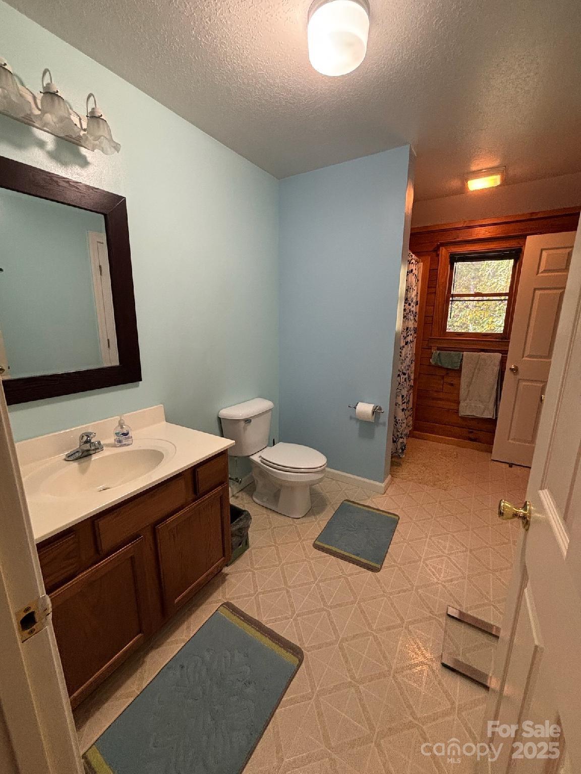 408 Dora Lane Property Photo 13
