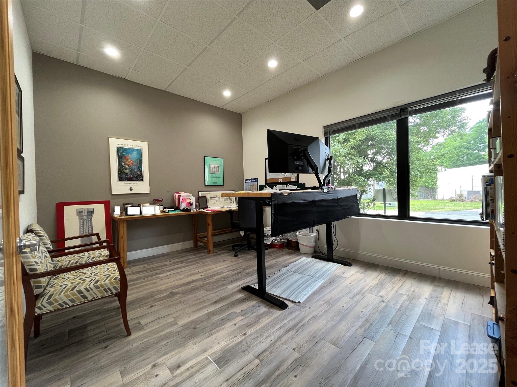 540 W 32nd Street Property Photo 4