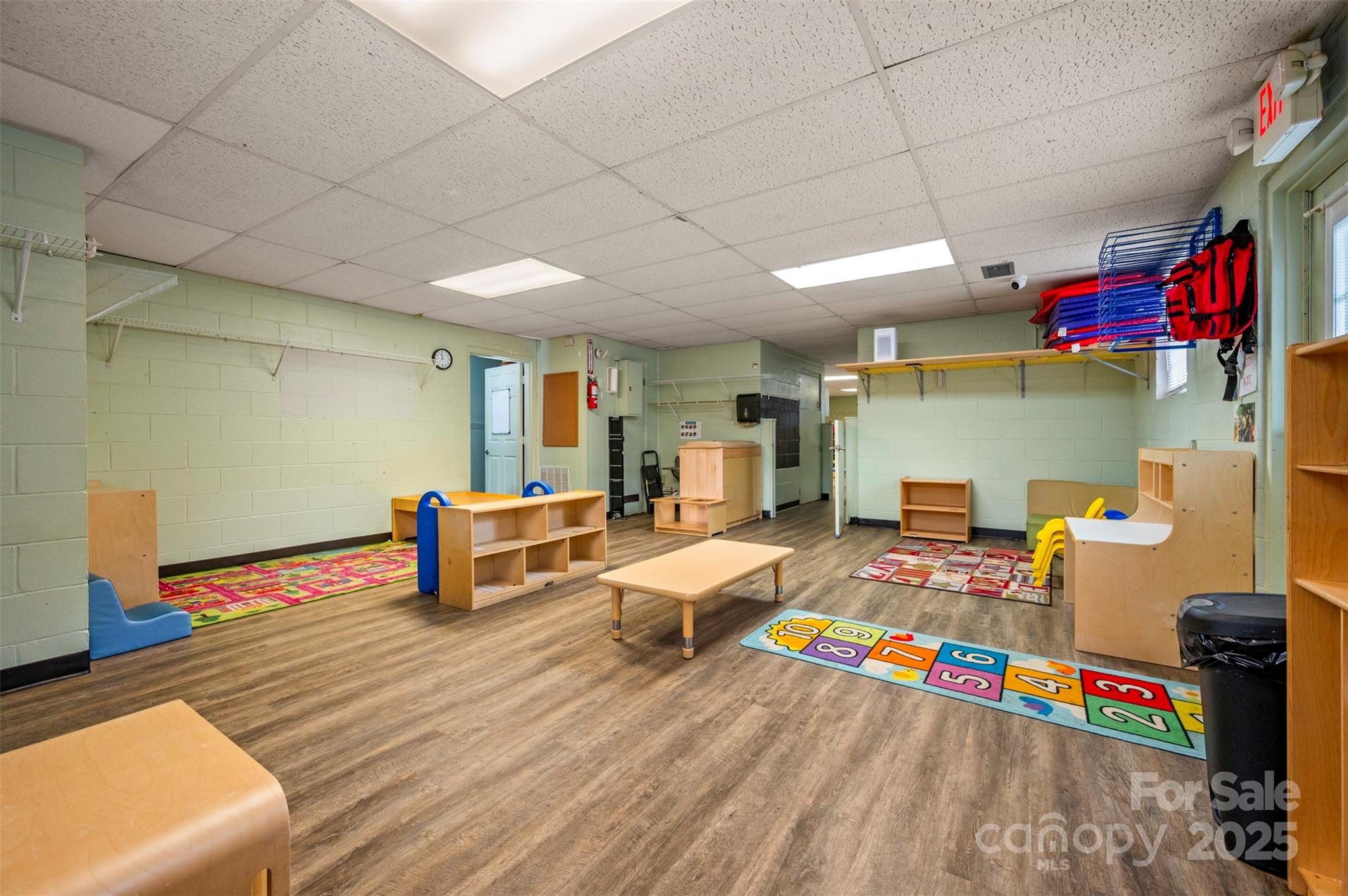 236 Textile Avenue Property Photo 20