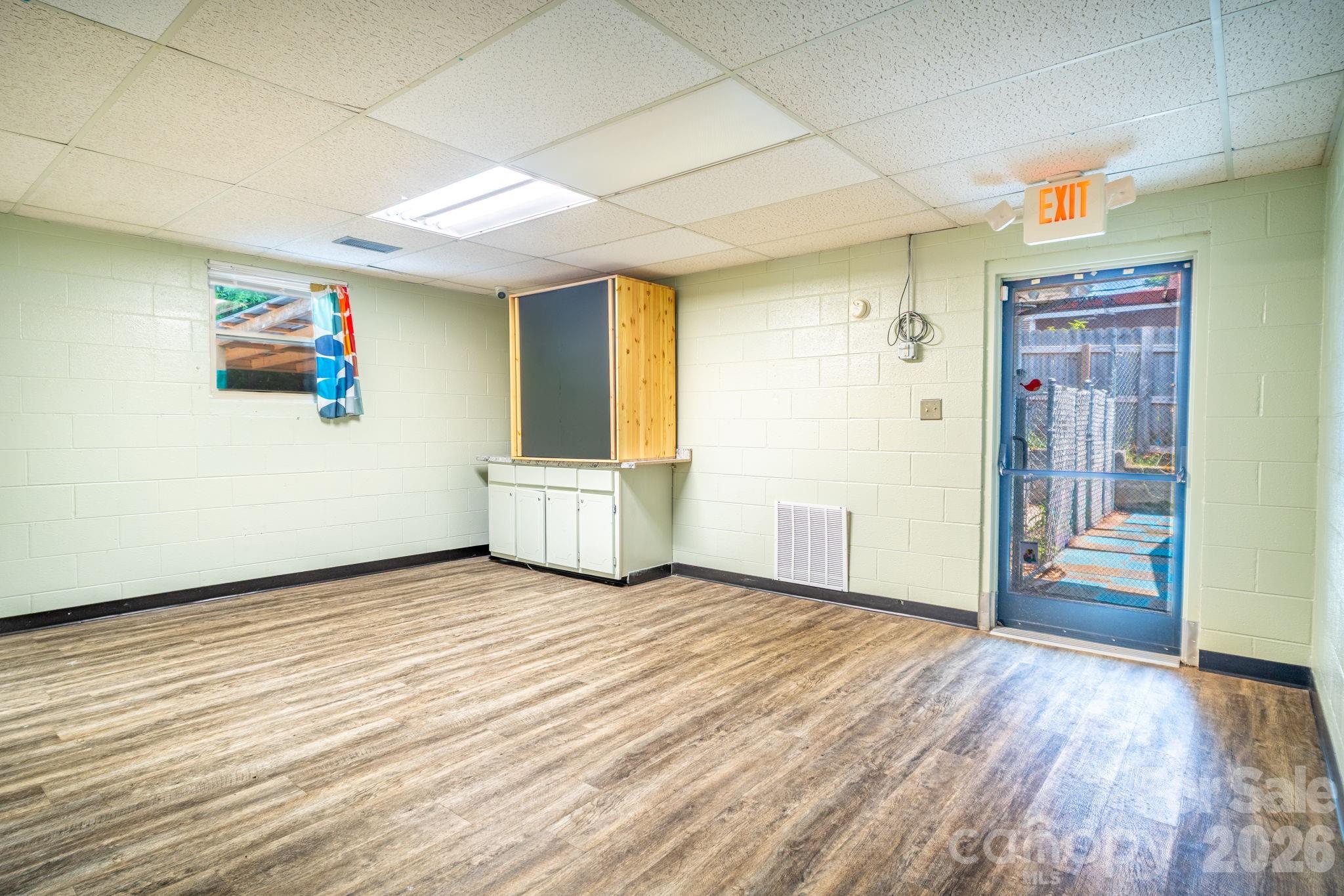 236 Textile Avenue Property Photo 20