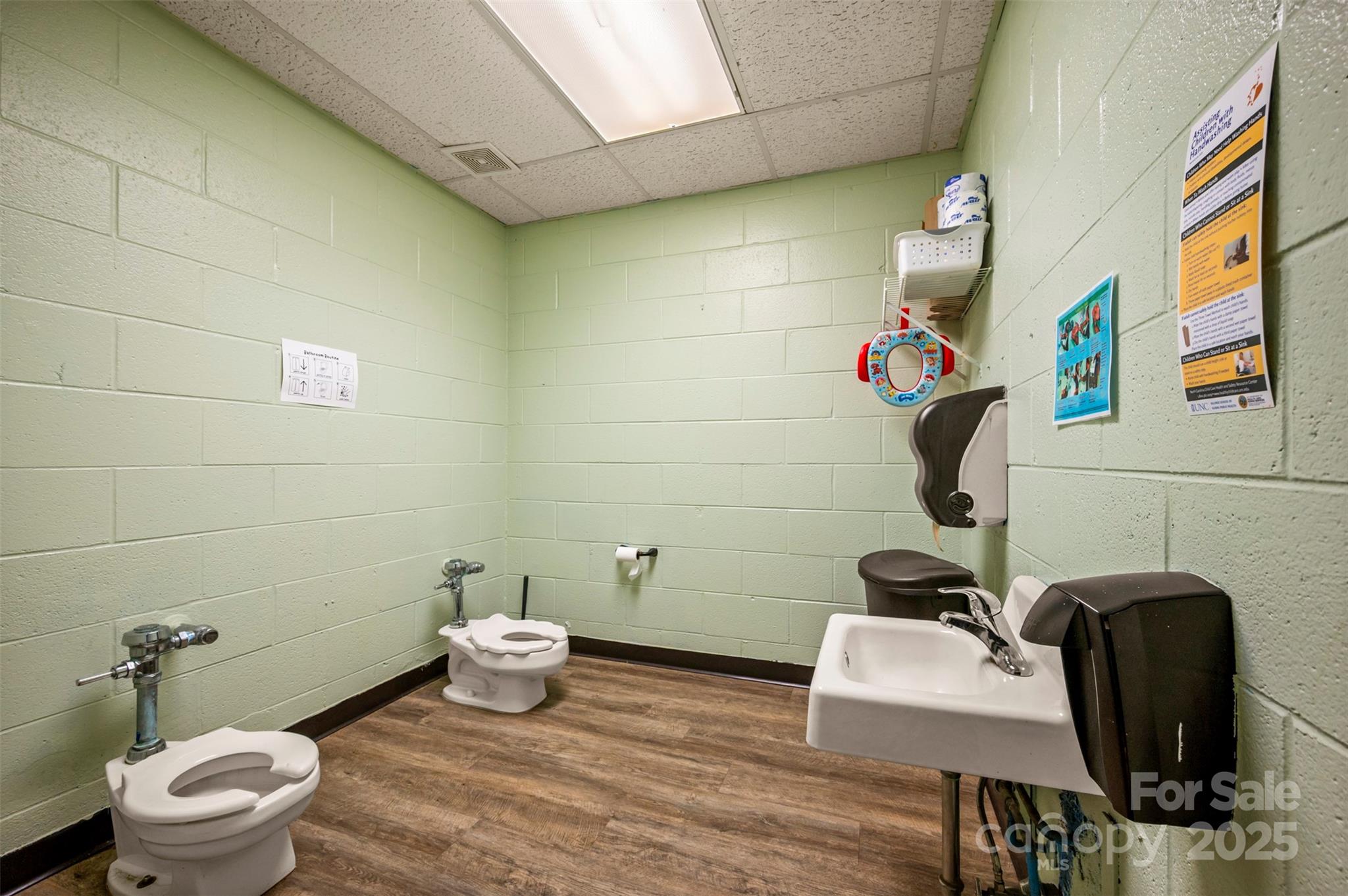 236 Textile Avenue Property Photo 21