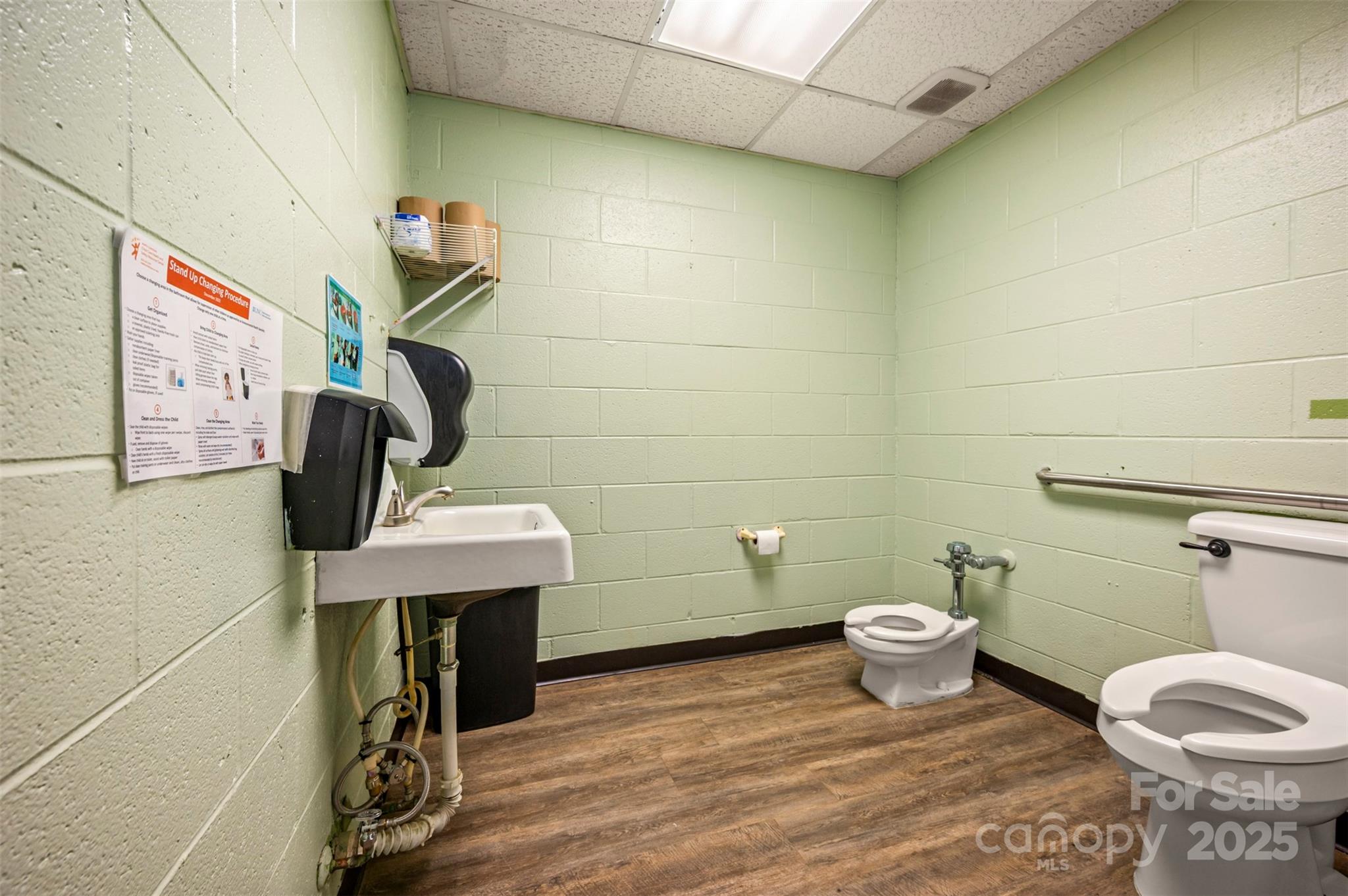 236 Textile Avenue Property Photo 22