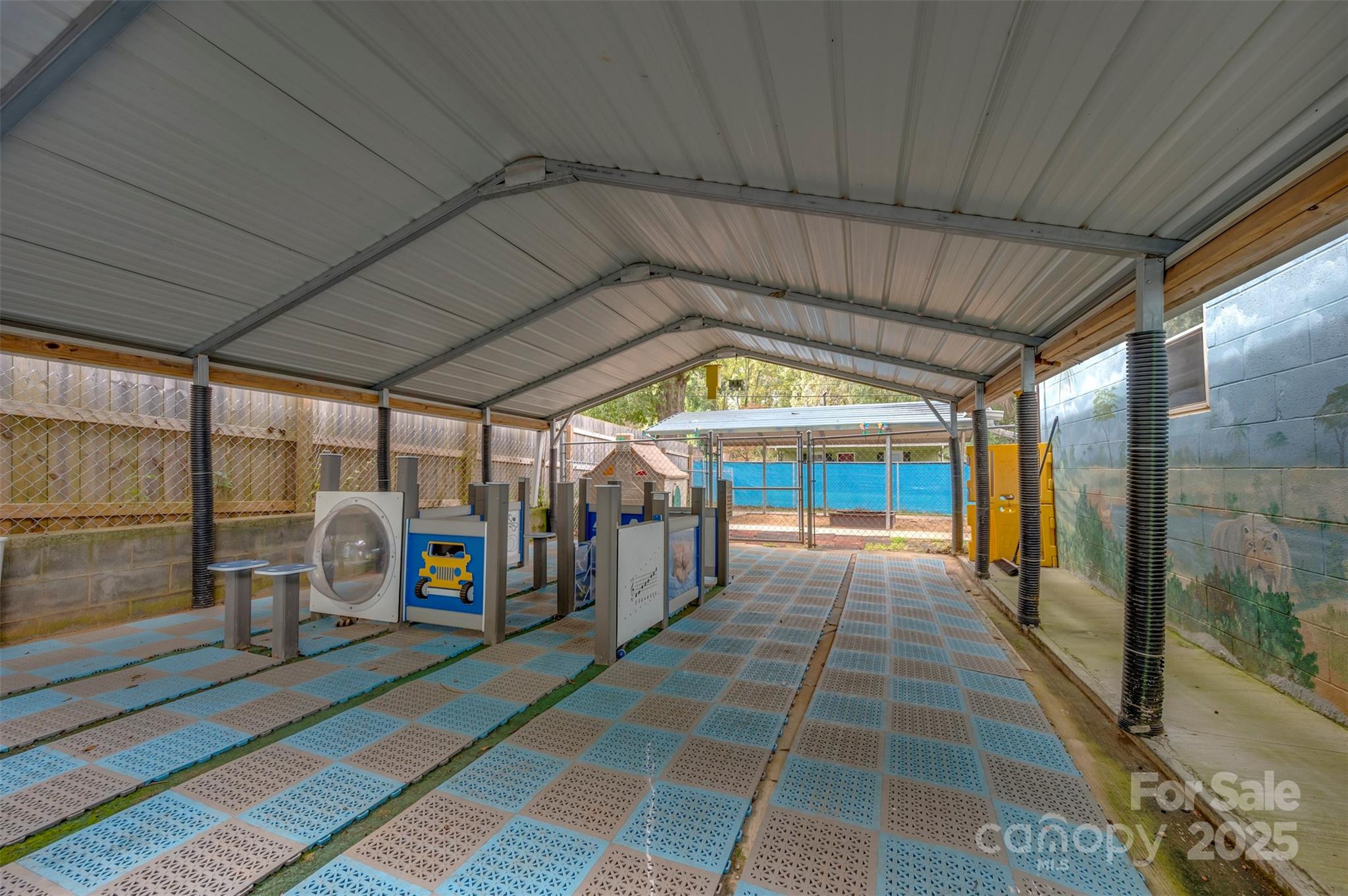 236 Textile Avenue Property Photo 29