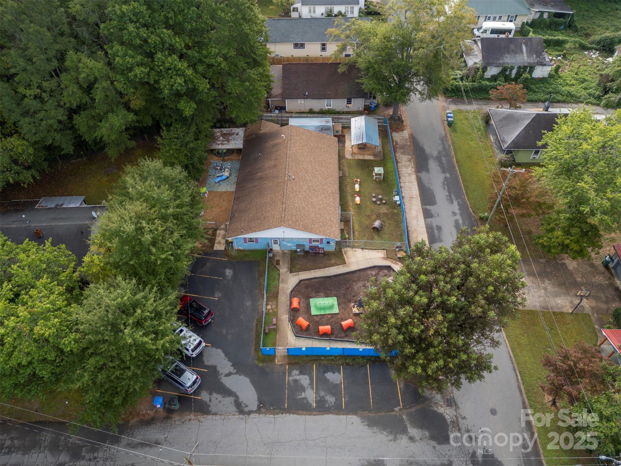 236 Textile Avenue Property Photo 34