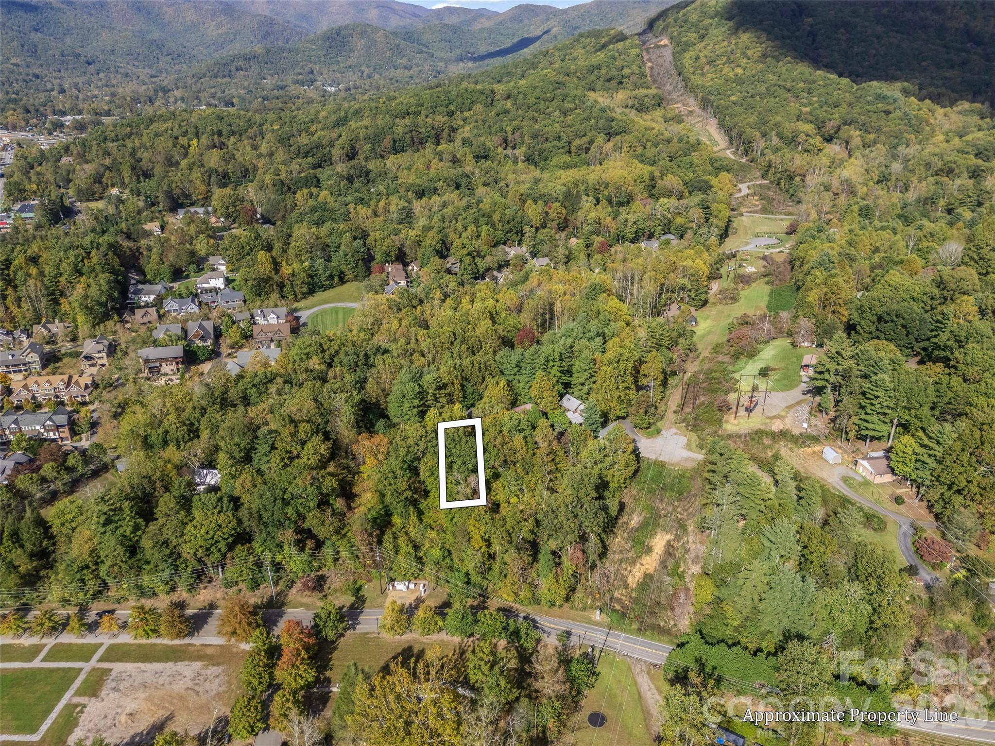 6 Whitman Lane Property Photo 3