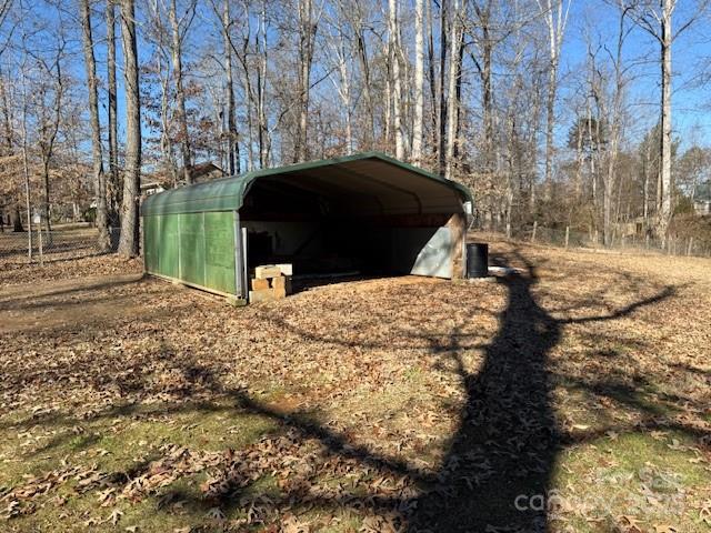 172 Oak Tree Drive 98 Property Photo 1