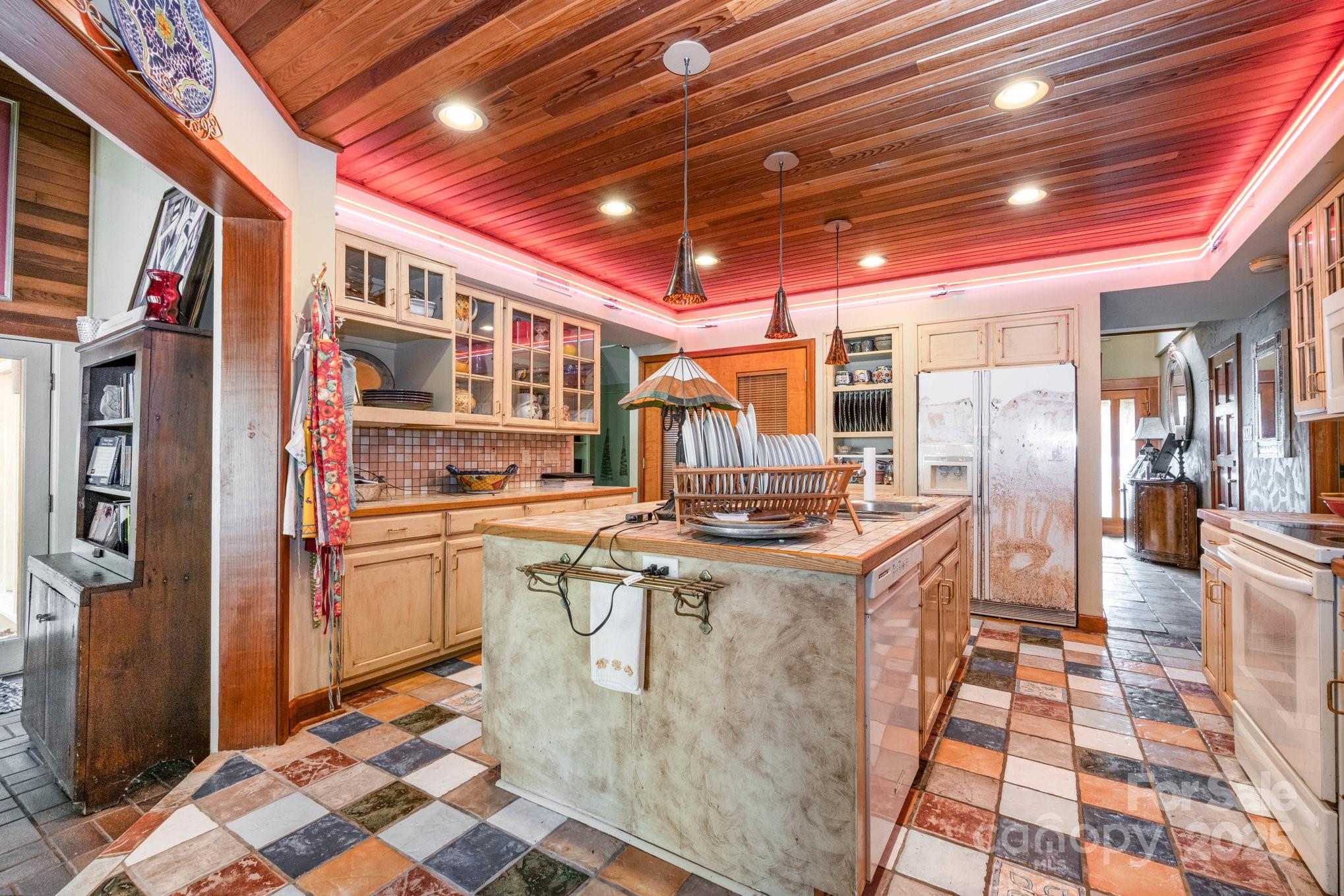 2116 8th Street Drive Property Photo 11