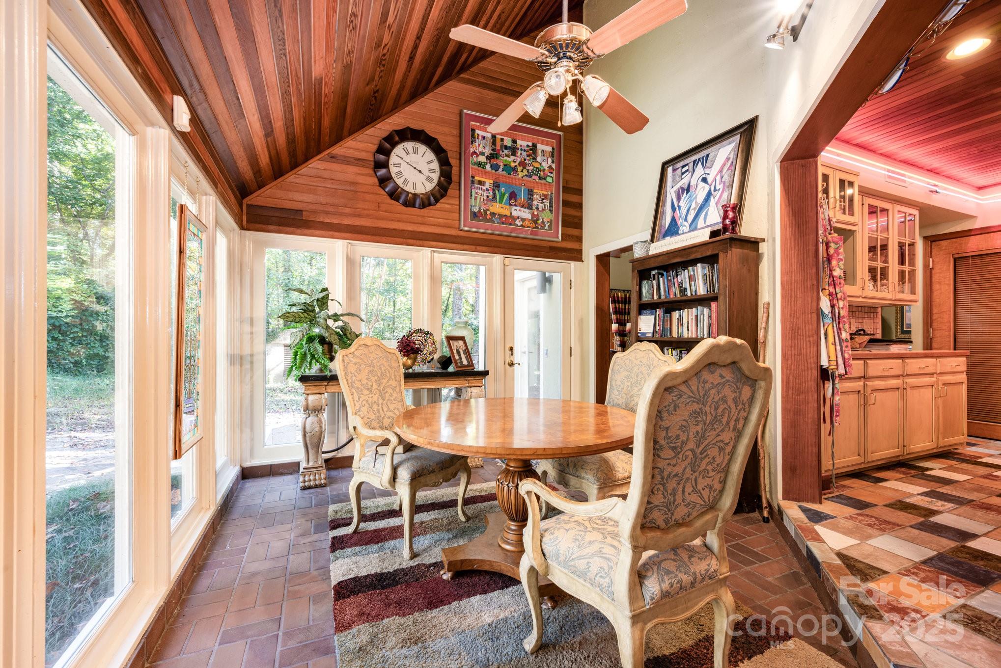 2116 8th Street Drive Property Photo 13